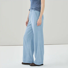 Chambray Light Wash Pull-On Pant