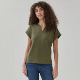 Novelti Classics Split Neck T-Shirt
