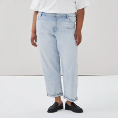 Women+ Mid Rise Relaxed Fit Jean