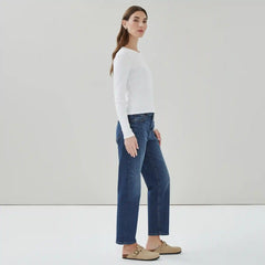 Relaxed Dark Wash Jean