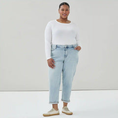 Women+ Relaxed Light Wash Jean
