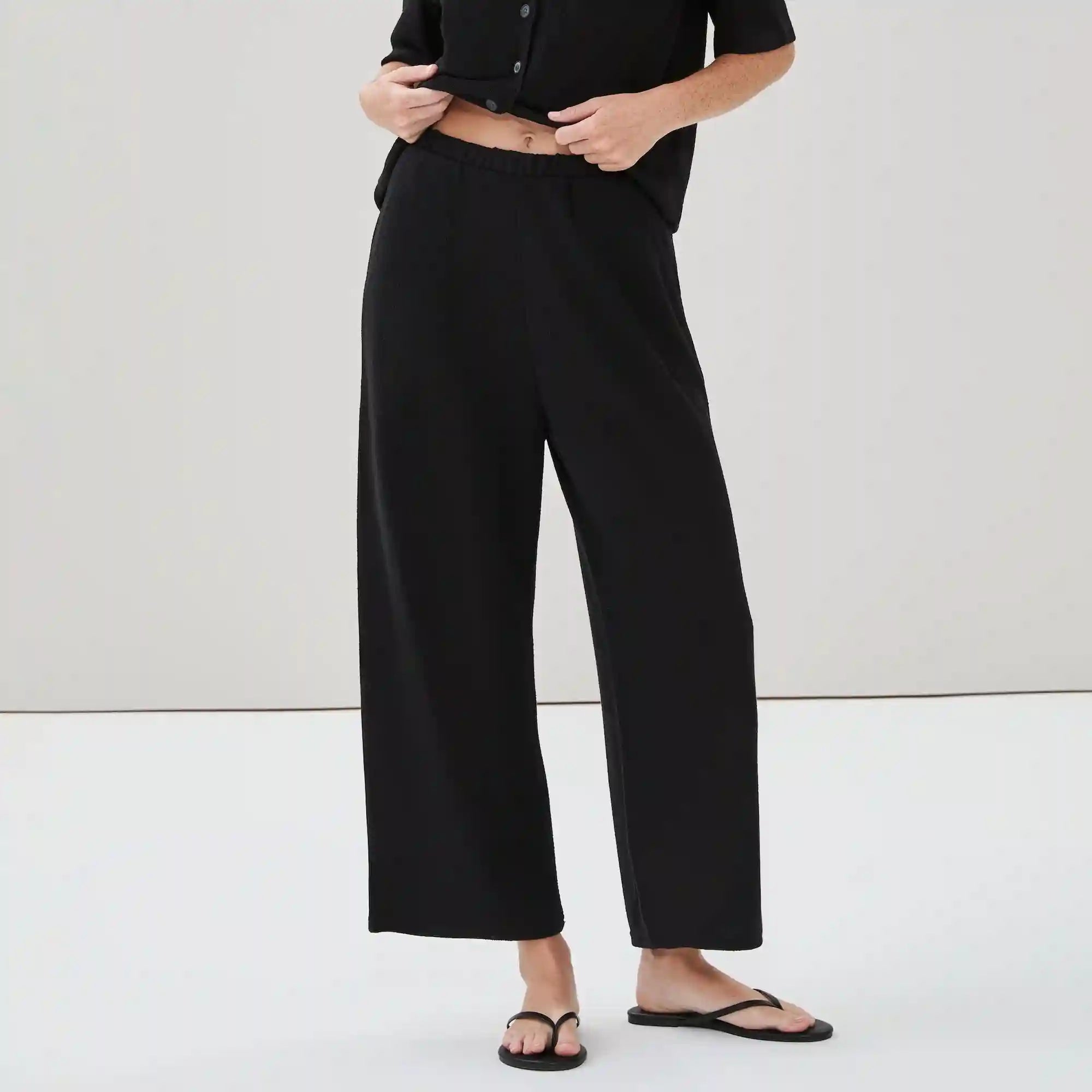 Cropped Pull-On Pant