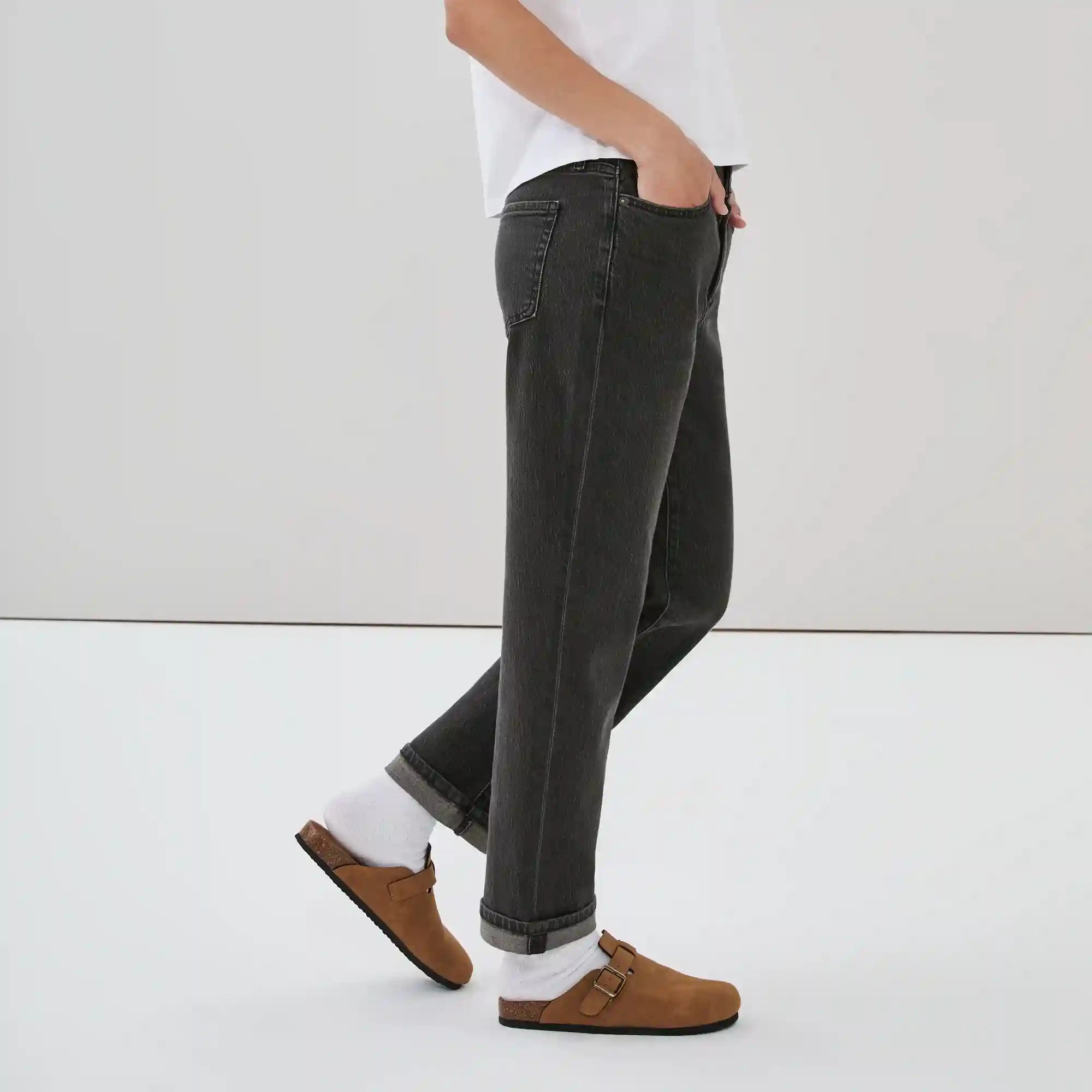 Black Wash Relaxed Fit Jean