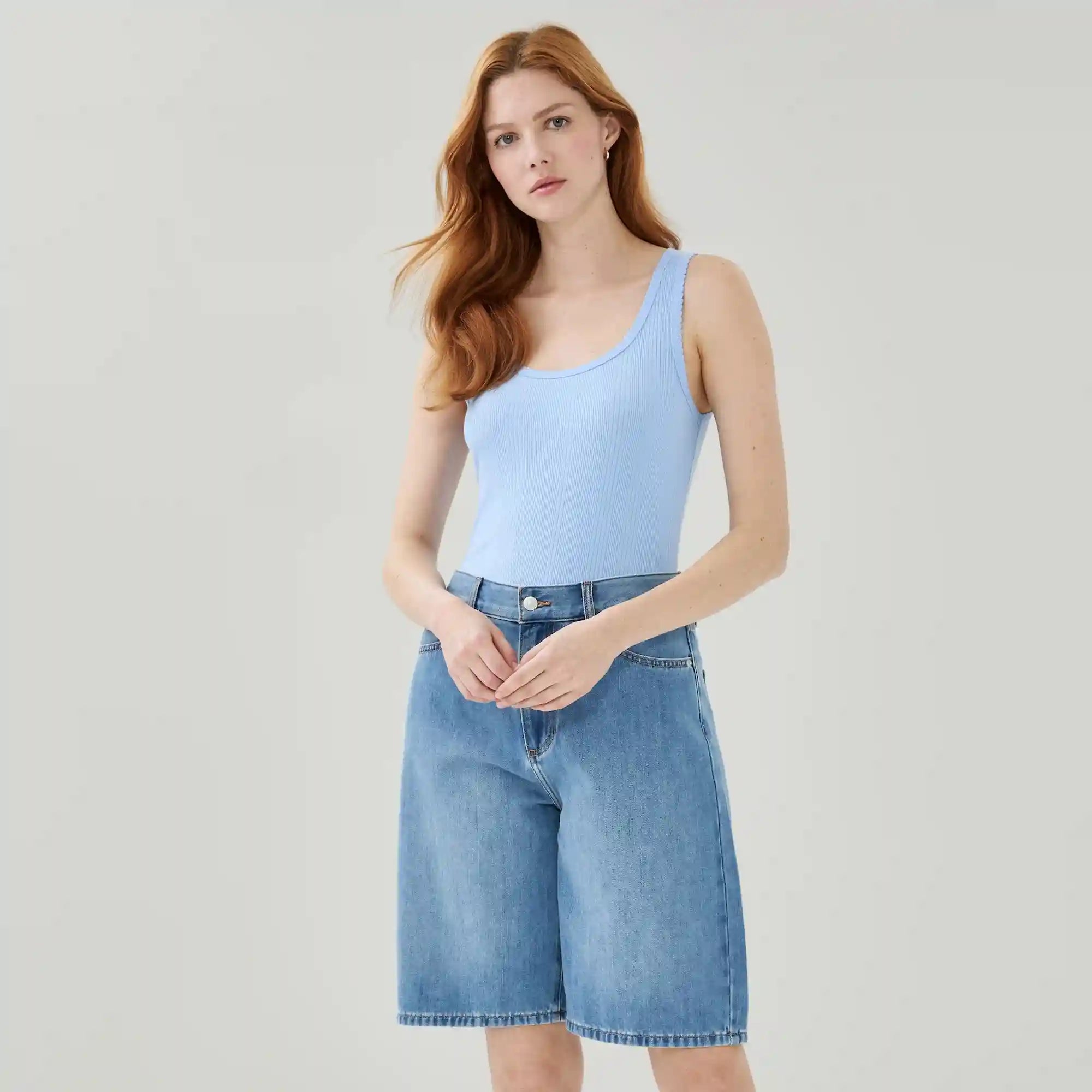 Ribbed Tank
