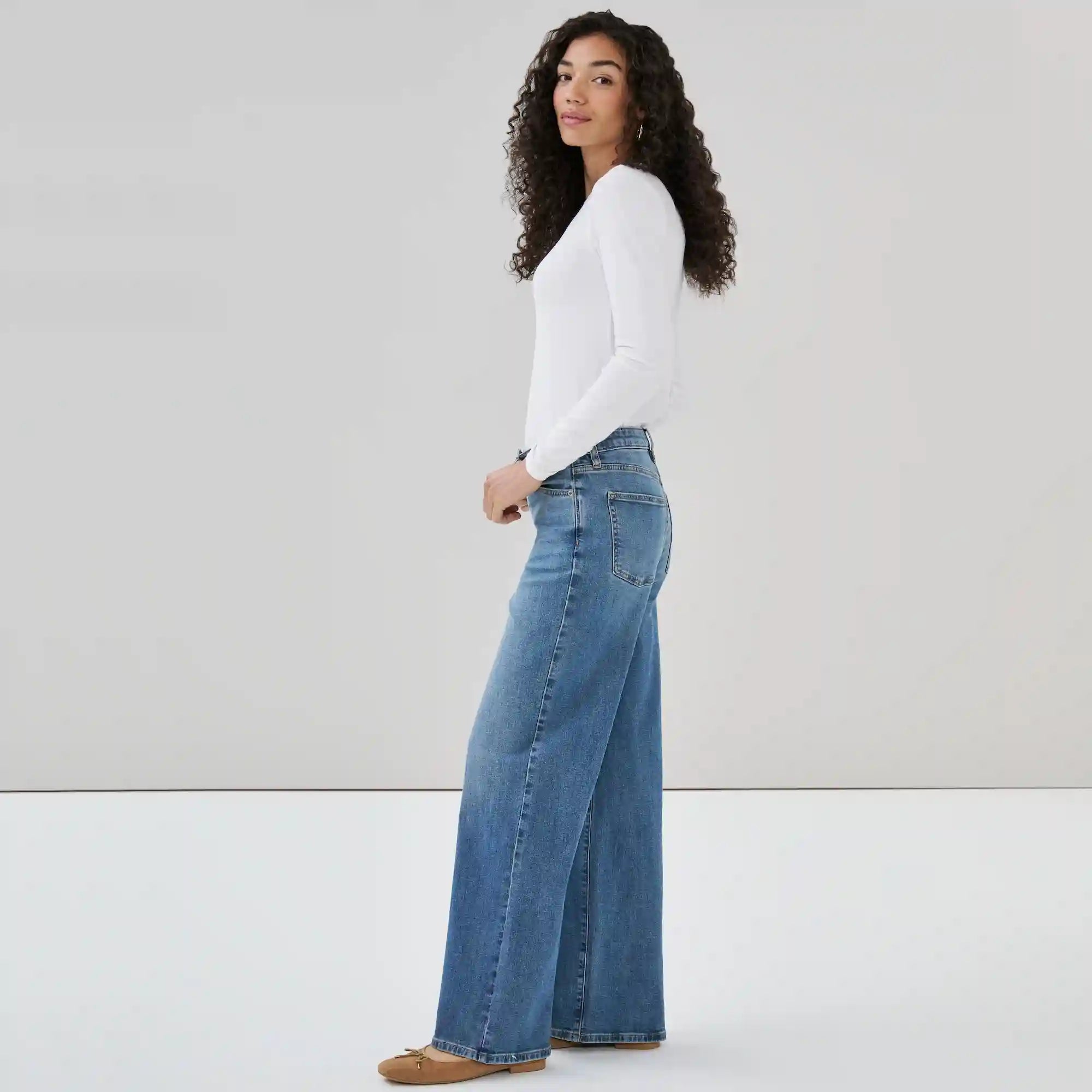 High Rise Wide Leg Jean