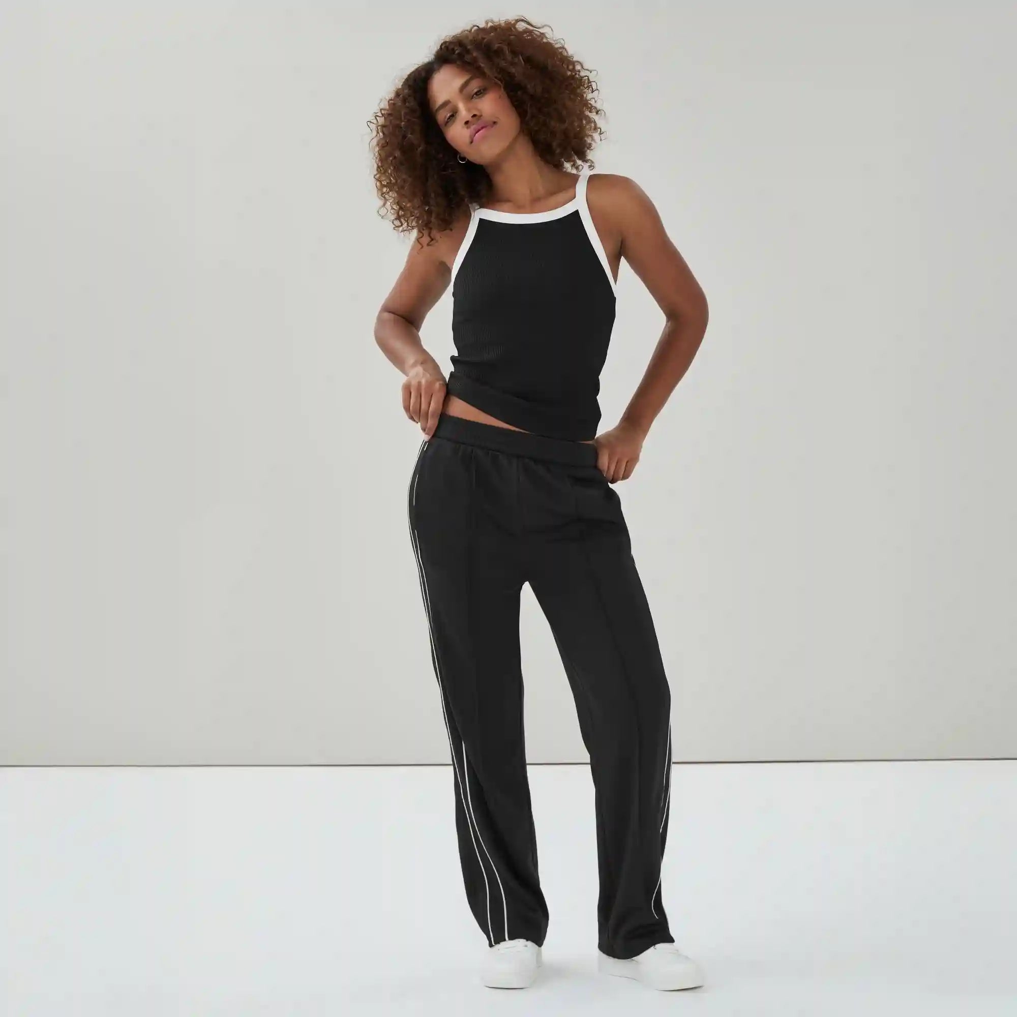 Active Pintuck Track Pant