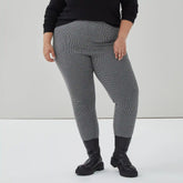 Women+ Textured Legging