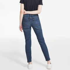 Mid Rise Skinny Jean.