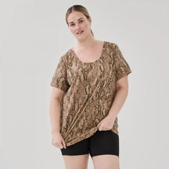 Women+ Active Printed Scoop Neck T-Shirt