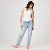 Mid Rise Relaxed Fit Jean