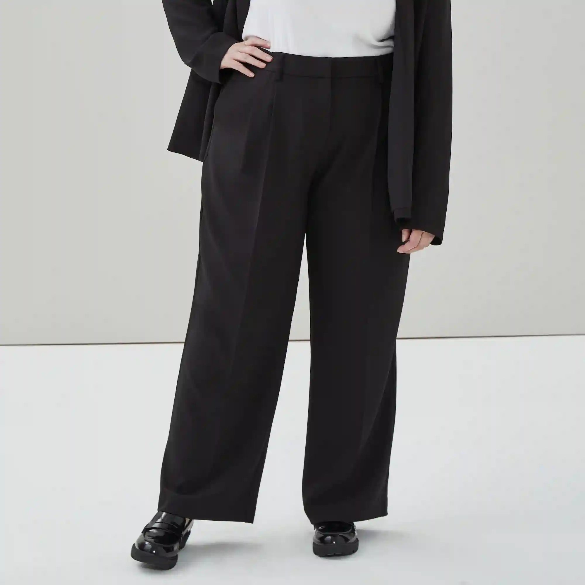 Women+ Pleated Trouser