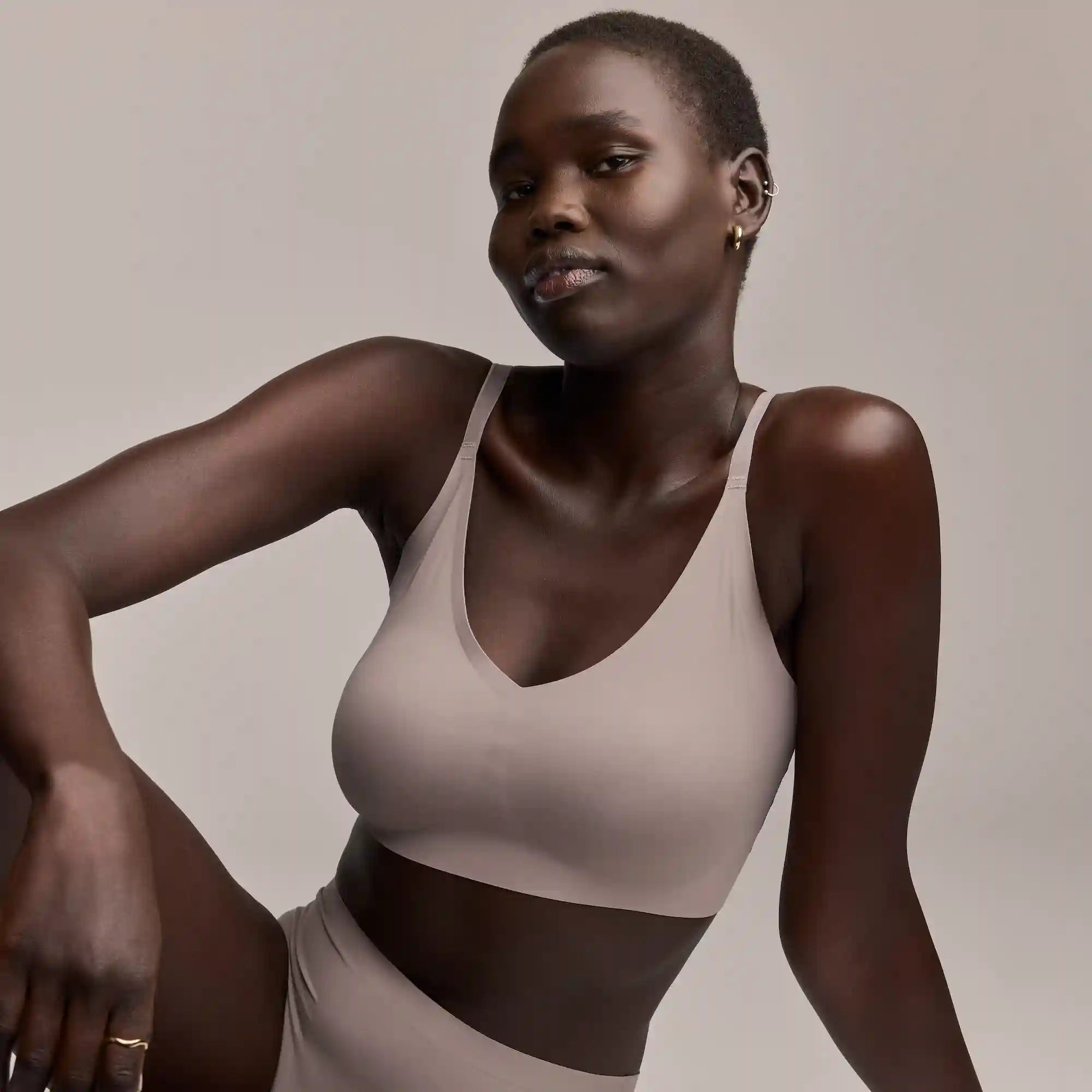 No Show V-Neck Bralette