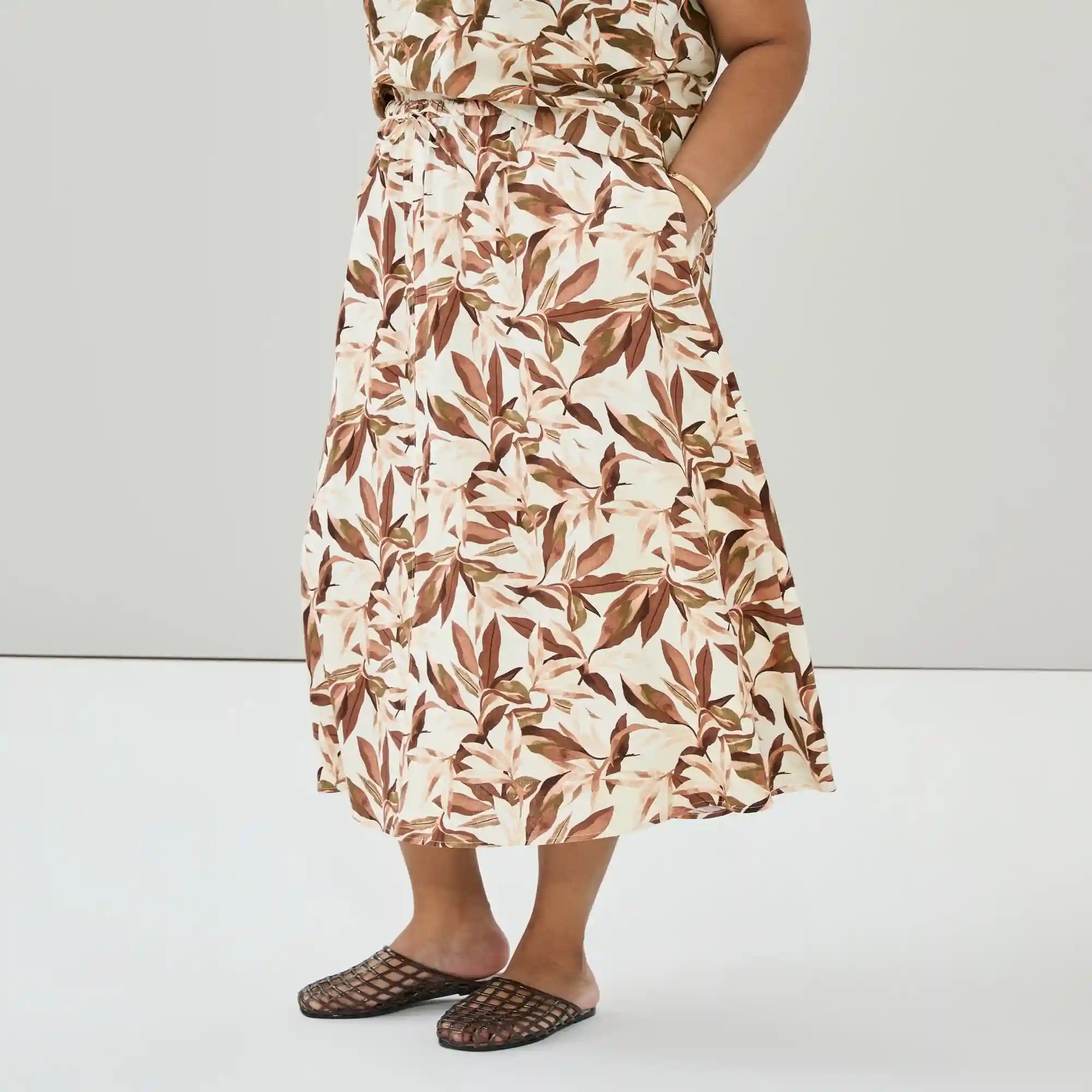Women+ Linen Blend Printed Midi Skirt