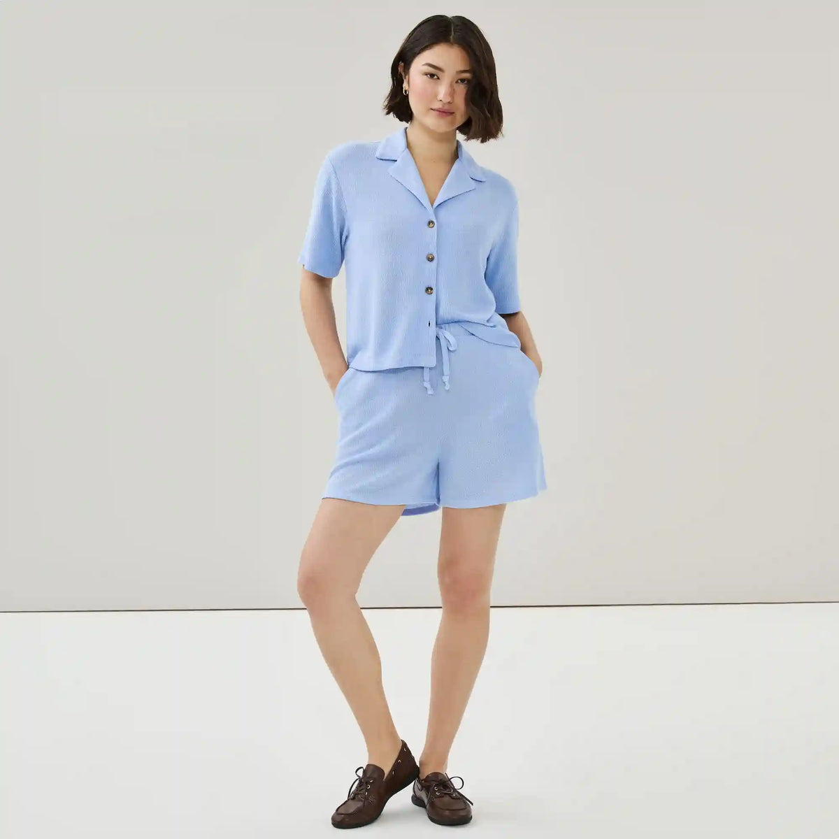 Pull-On High Rise Short
