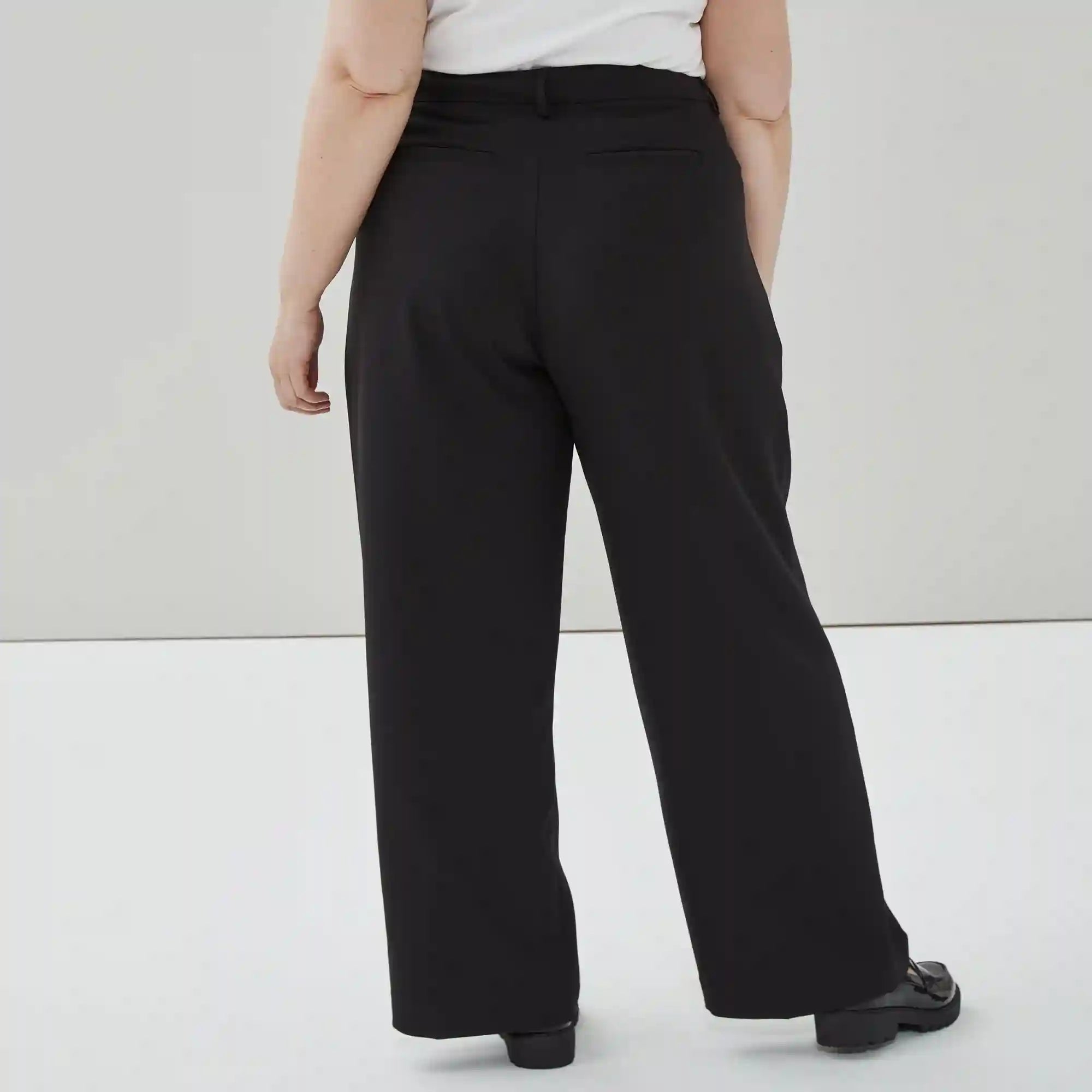 Women+ Pleated Trouser