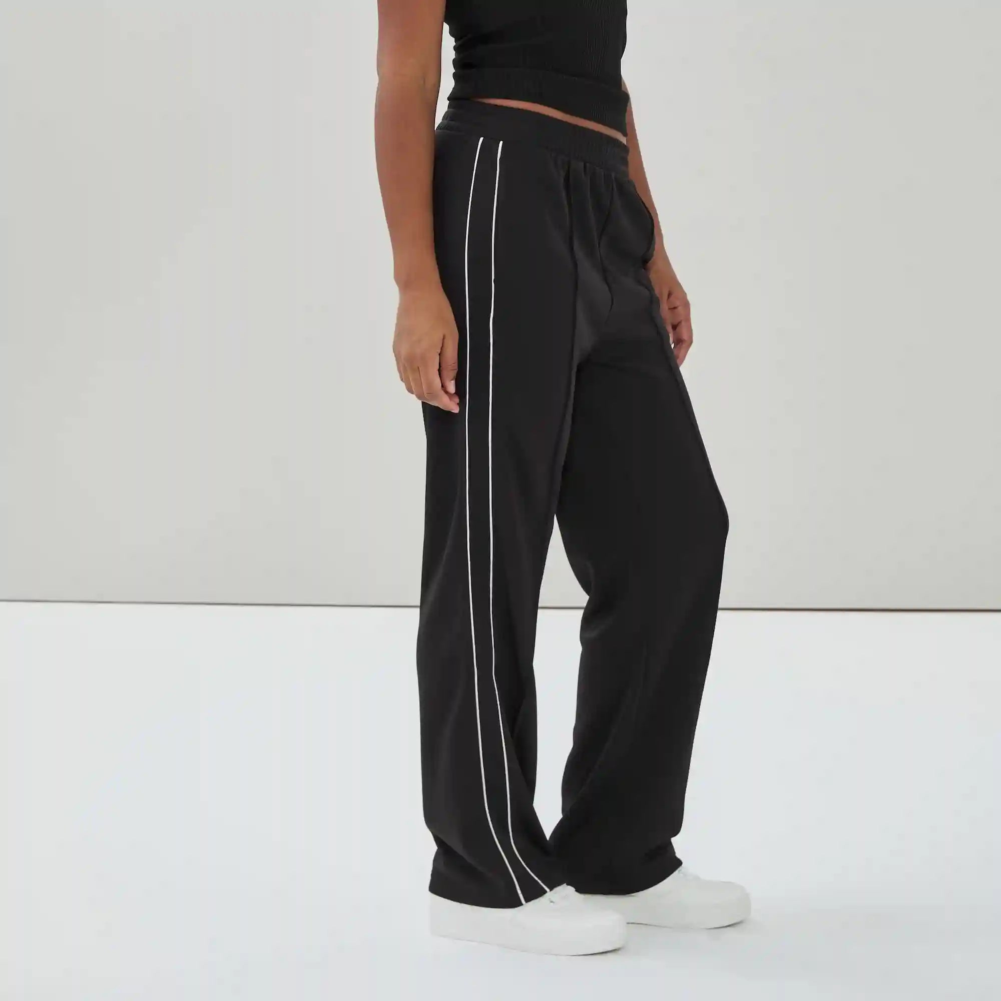 Active Pintuck Track Pant