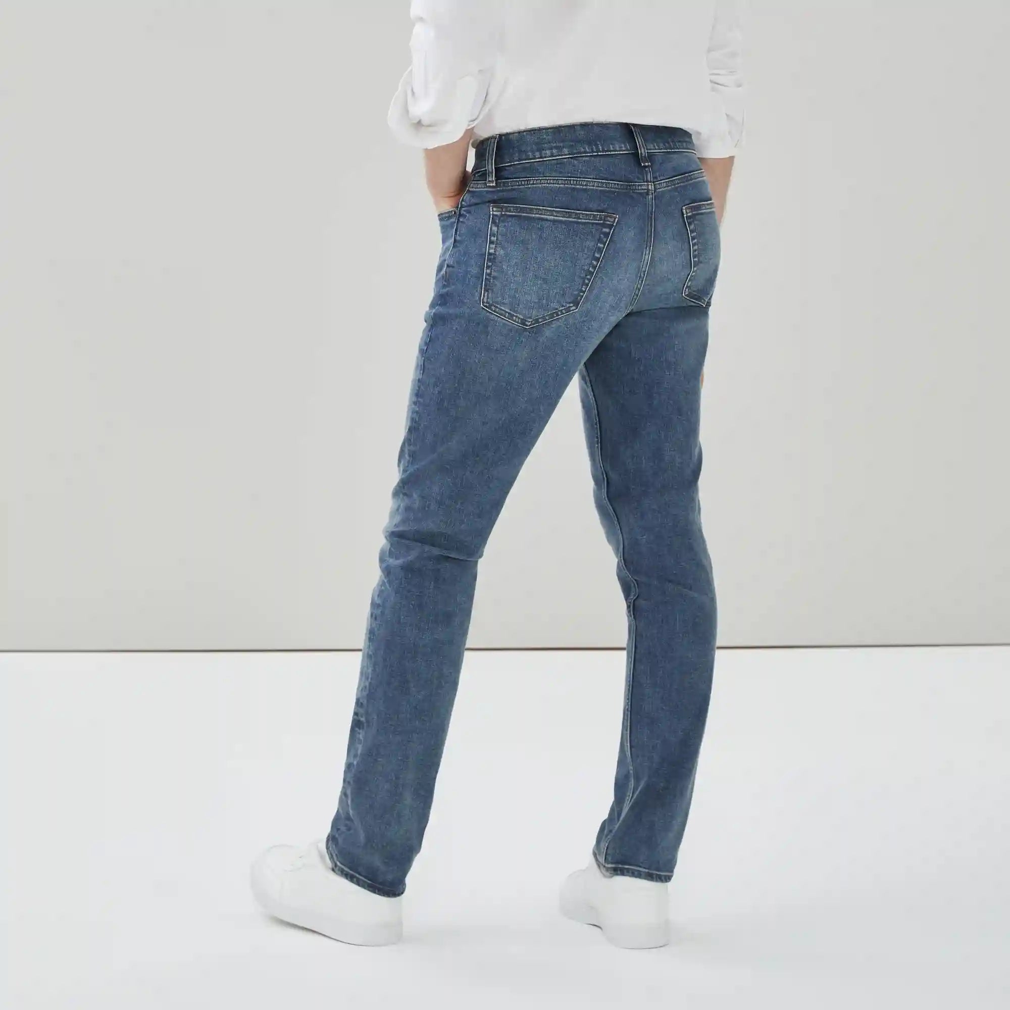 Men's Aged Medium Wash Slim Fit Jean