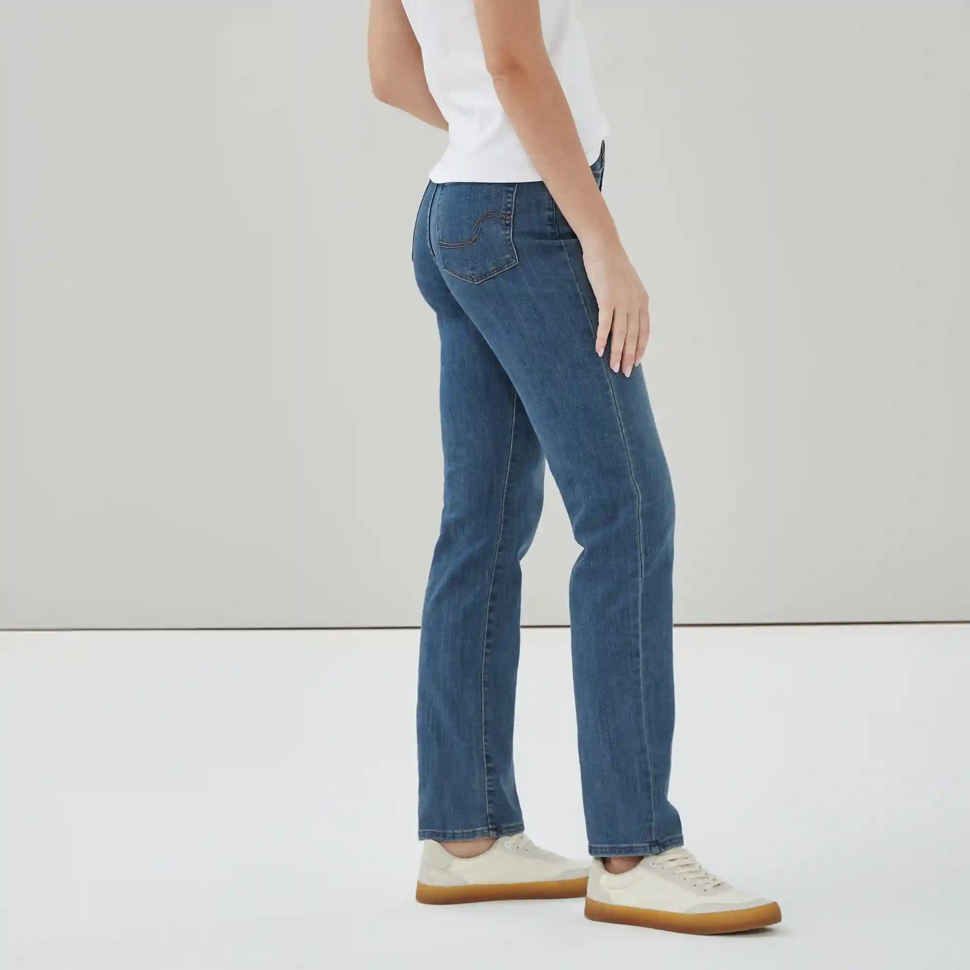 Levi Strauss Signatureâ¢ Gold Straight Jean