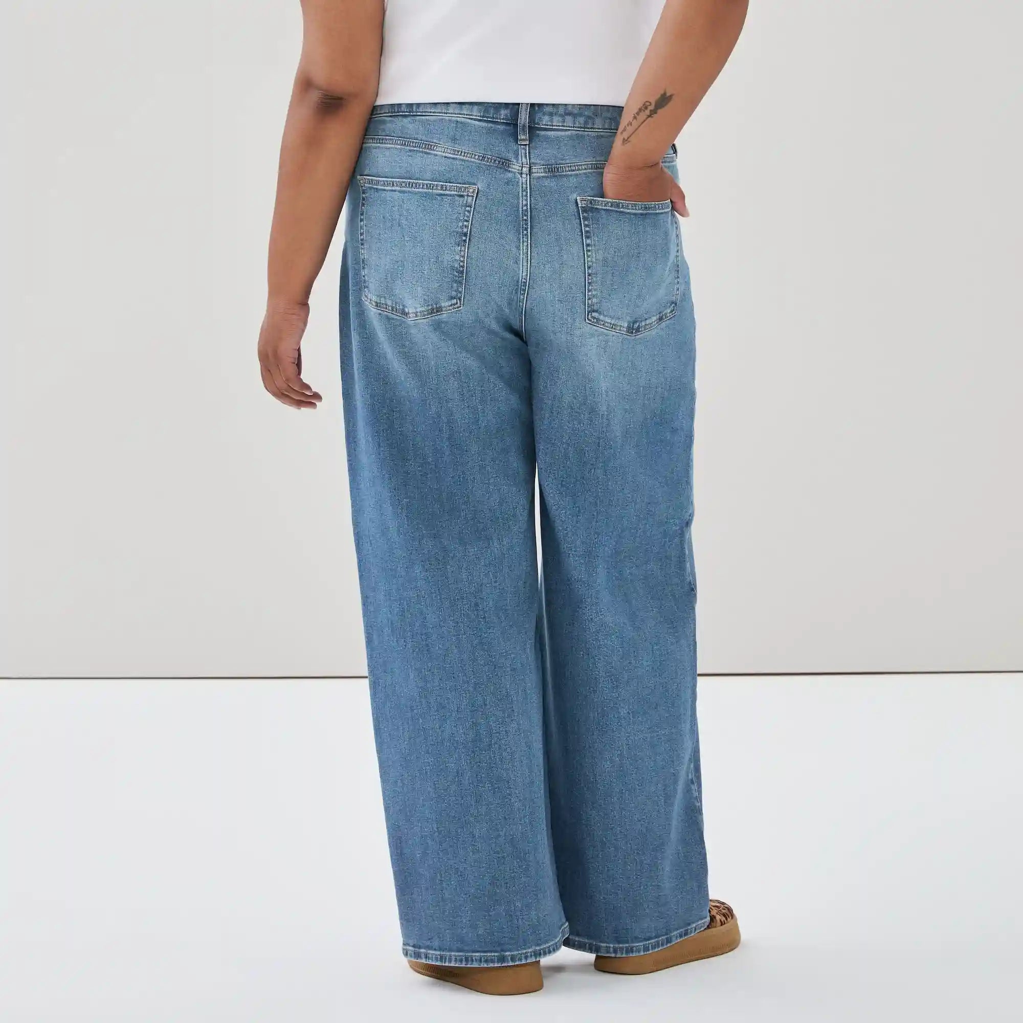 Women+ High Rise Wide Leg Jean