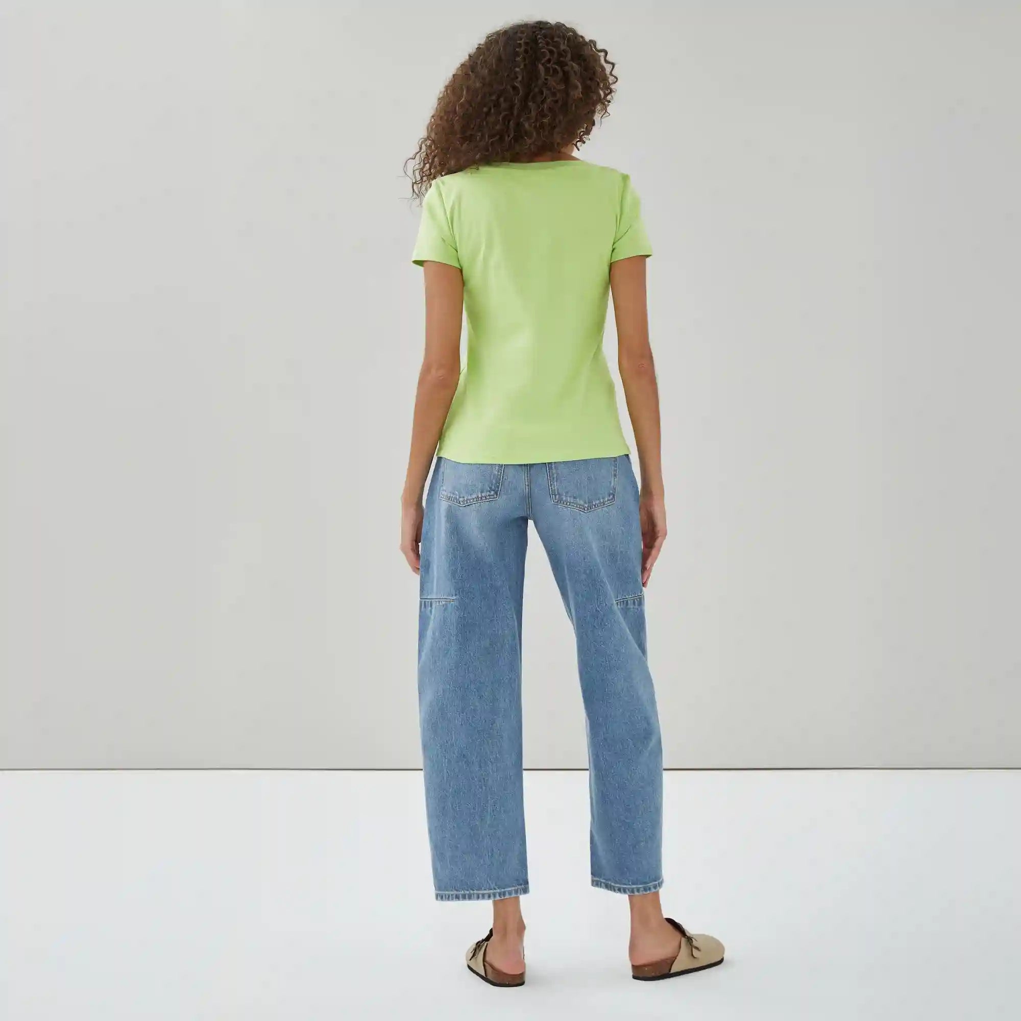 Essential Organic Cotton V-Neck T-Shirt