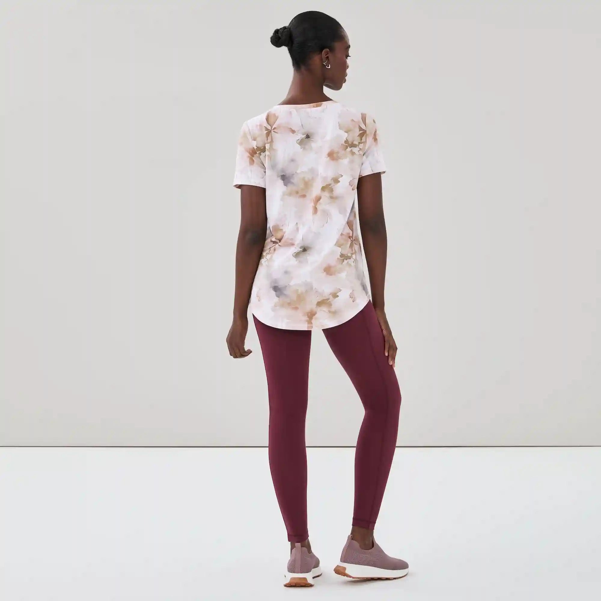 Active Printed Scoop Neck T-Shirt