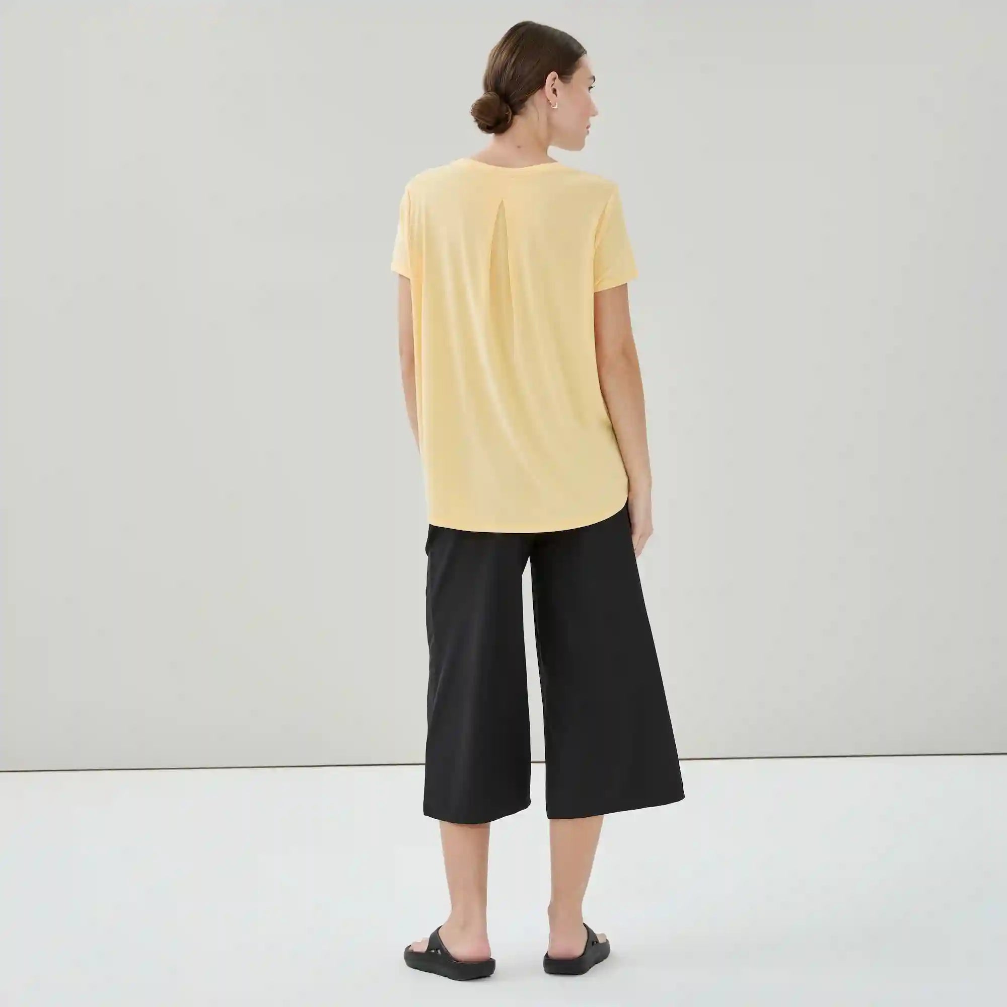 Active Essential Sandwash T-Shirt