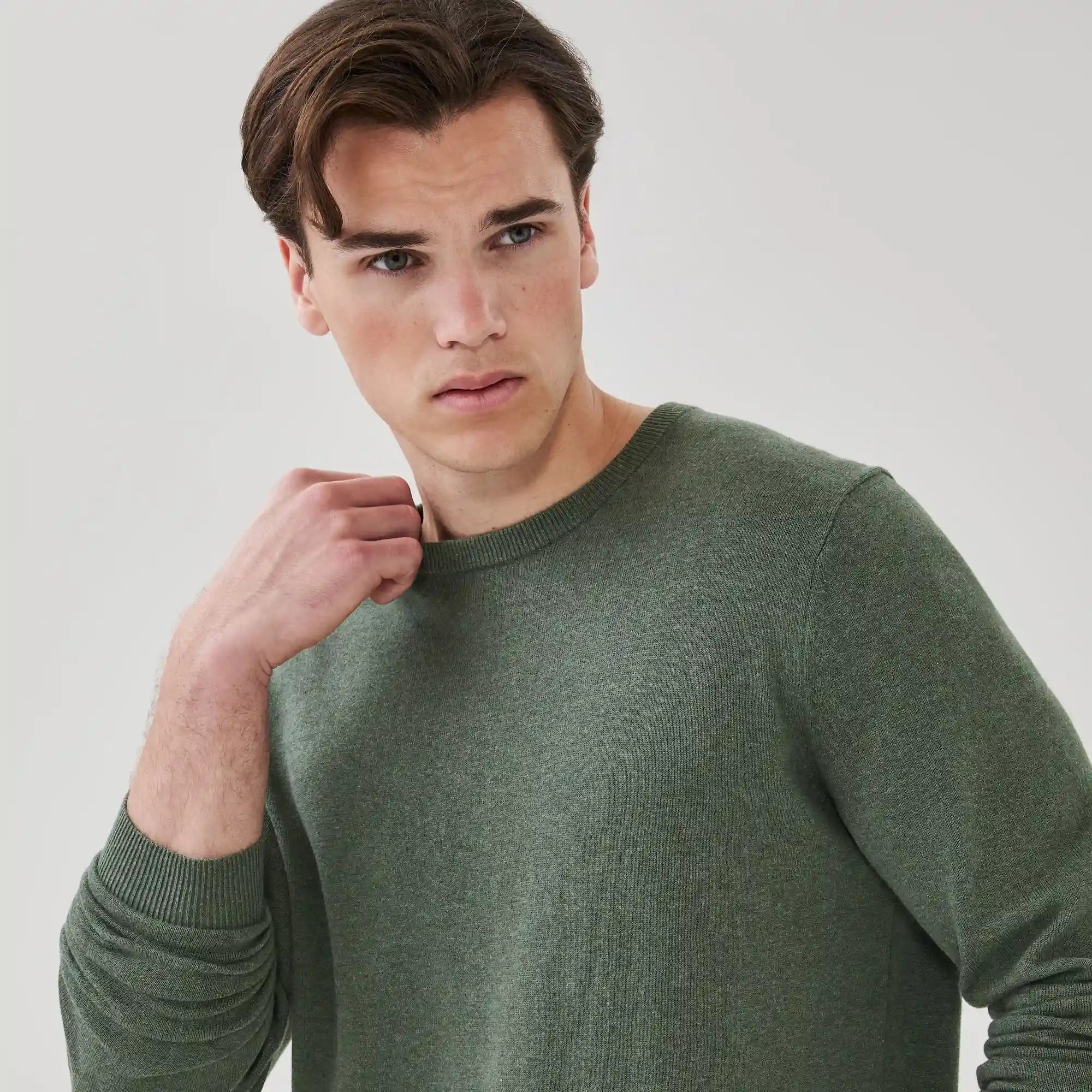 Men's Essential Crewneck Sweater
