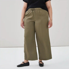 Women+ Pull-On Pant