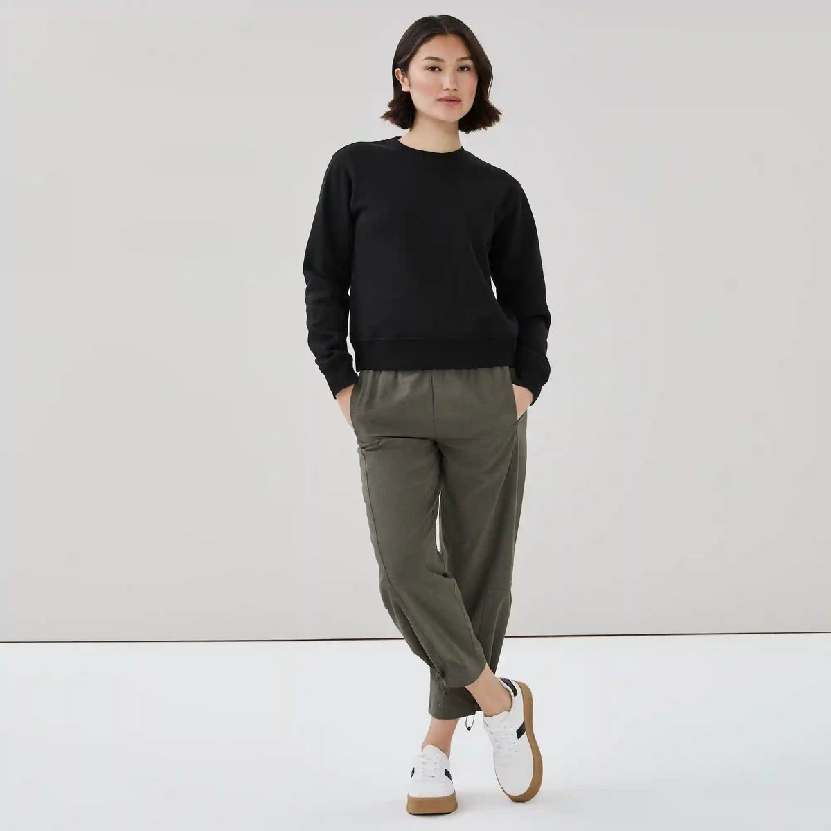 Active Crewneck Sweatshirt