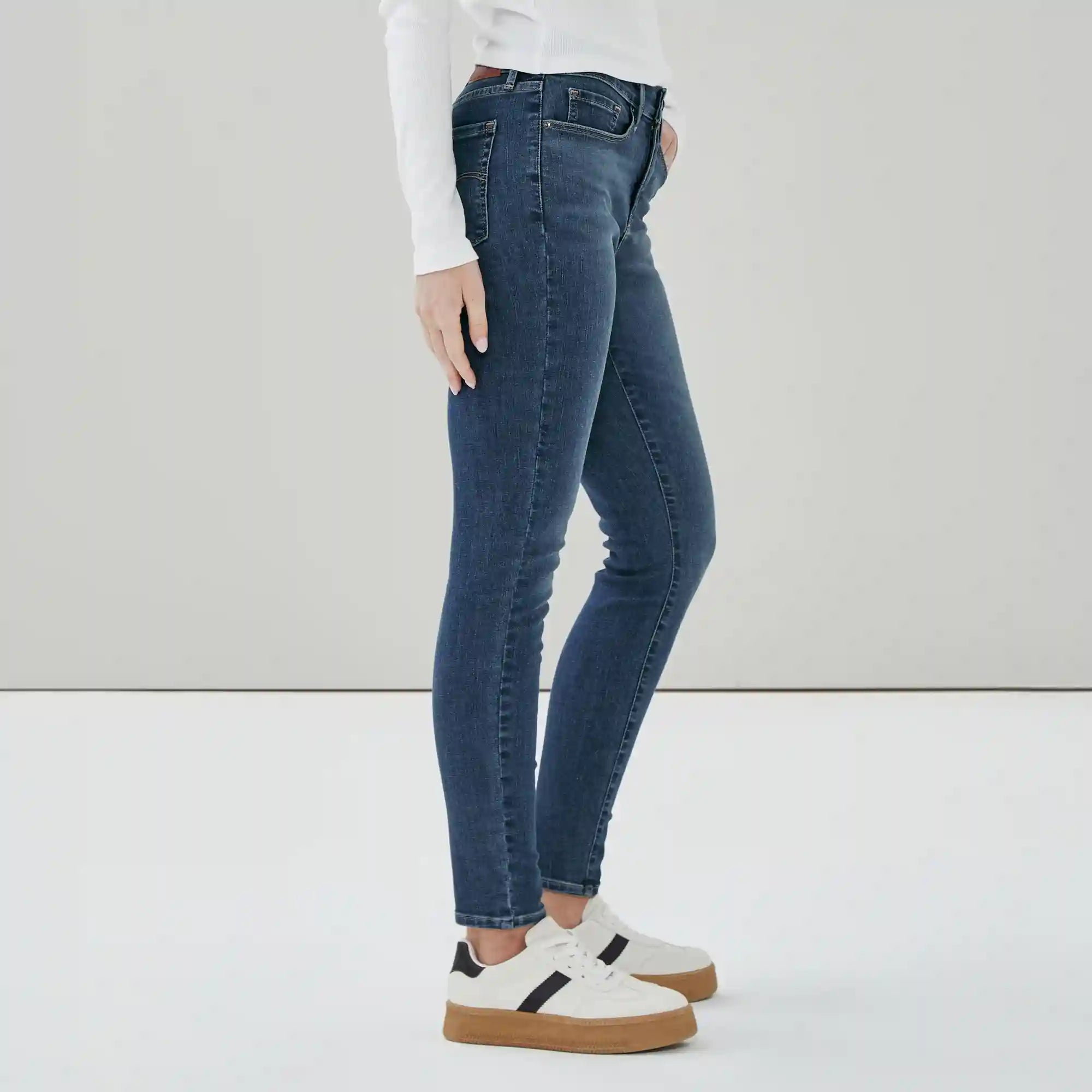 Levi Strauss Signatureâ¢ Gold Dark Wash Skinny Jean