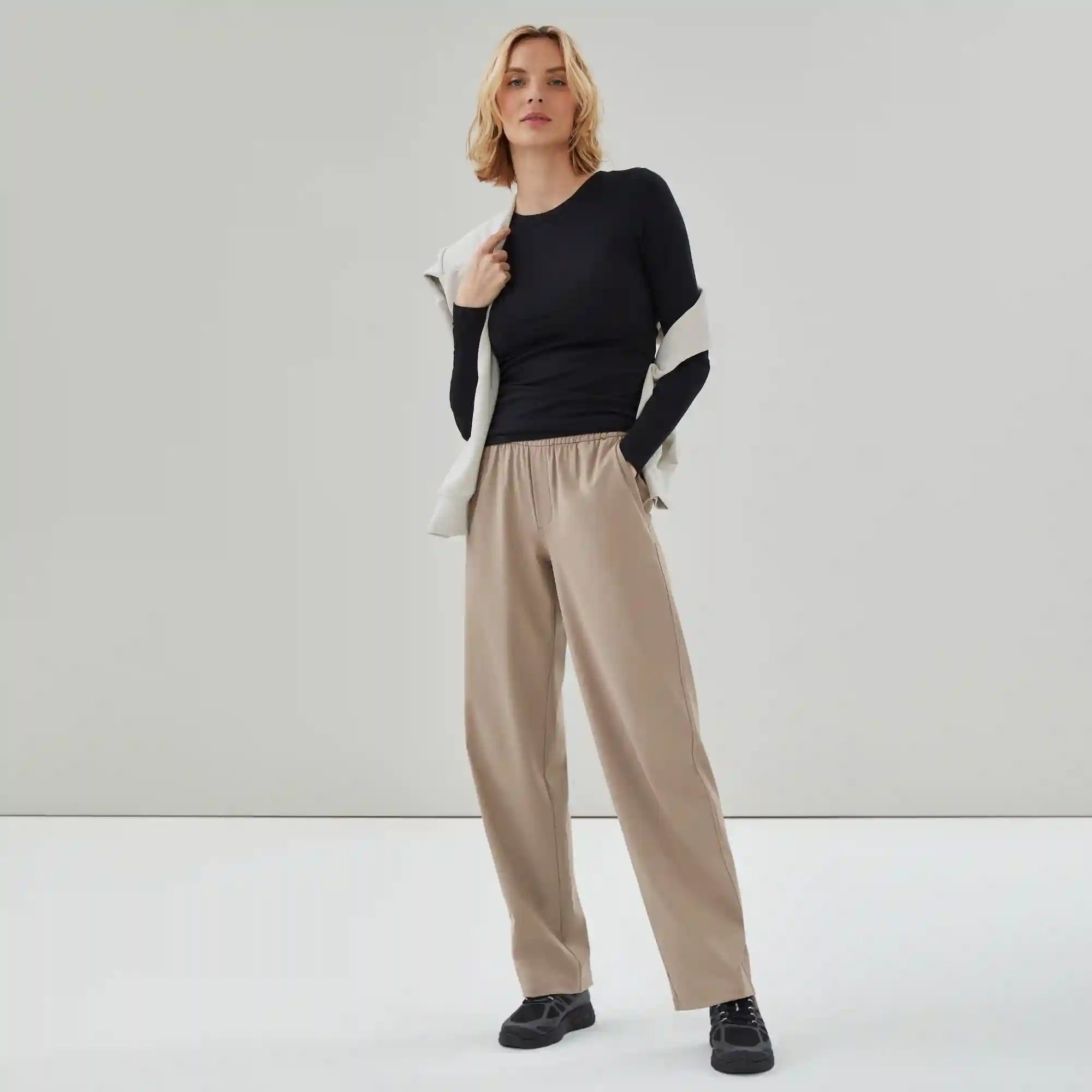 On-the-Go Wide Leg Pant