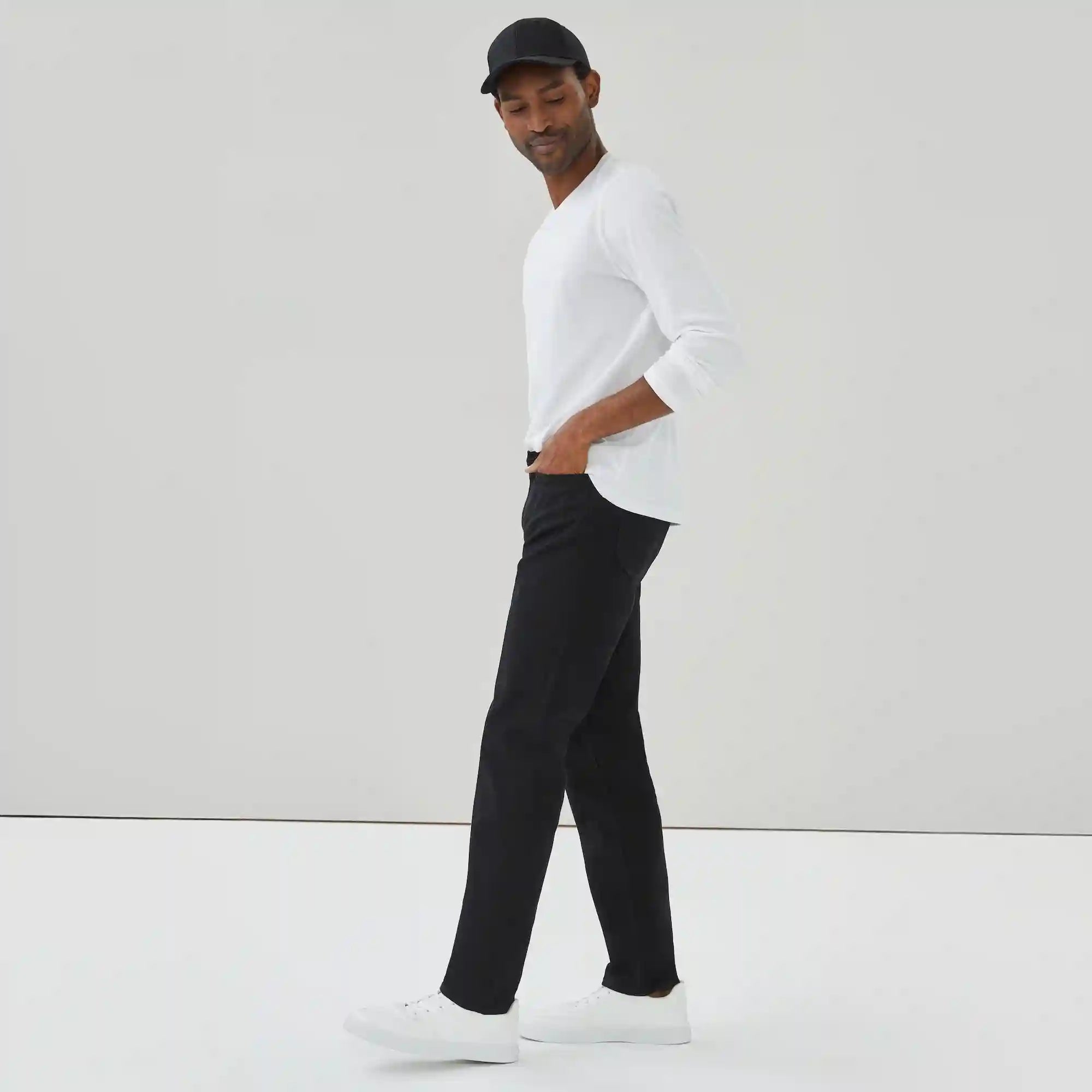 Men's Black Wash Straight Fit Jean
