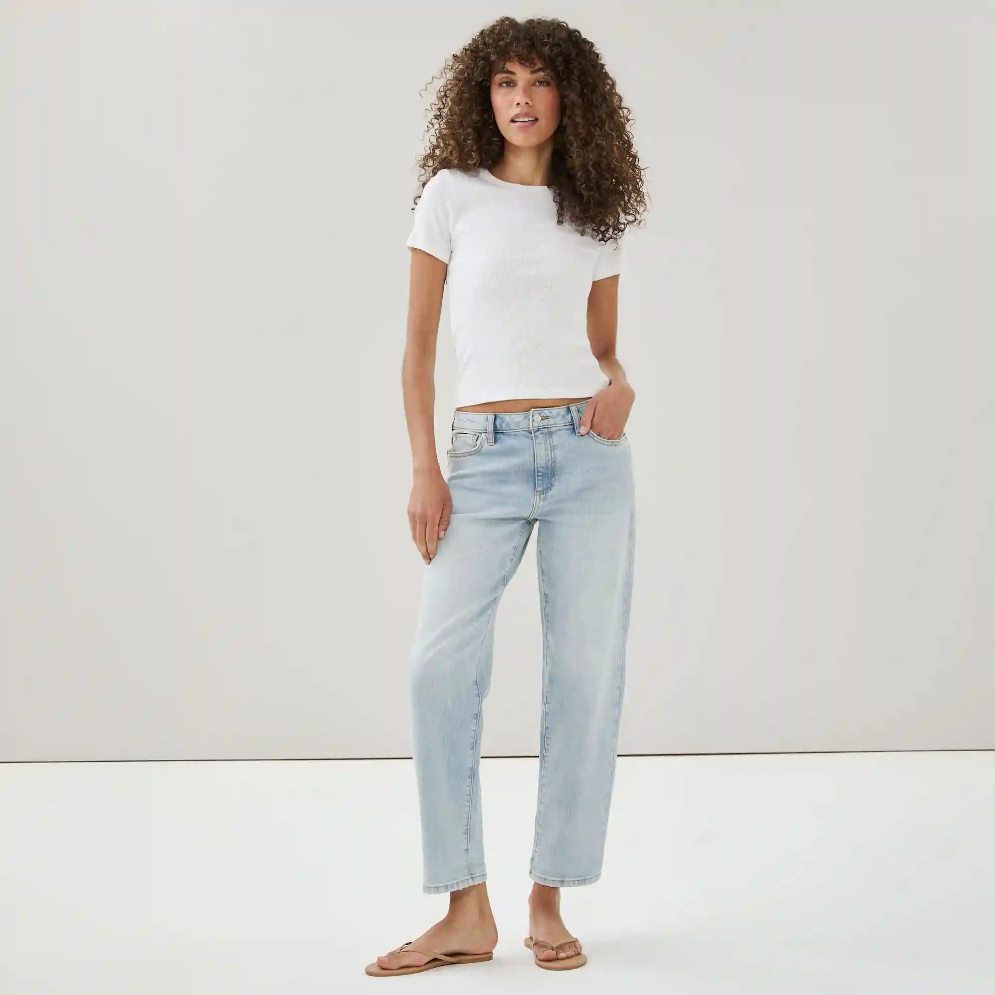 Relaxed Light Wash Jean