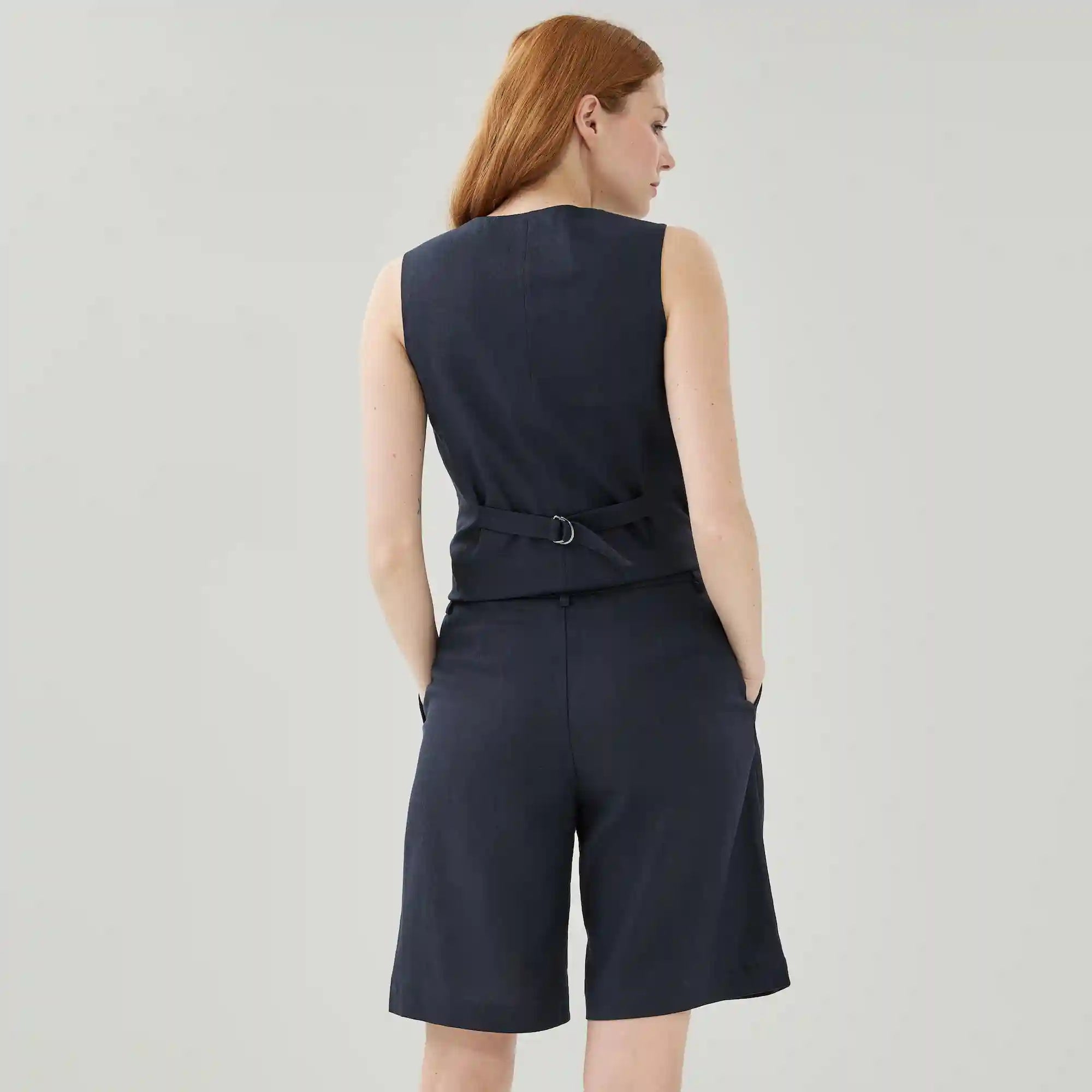 Linen Blend Pleated Short