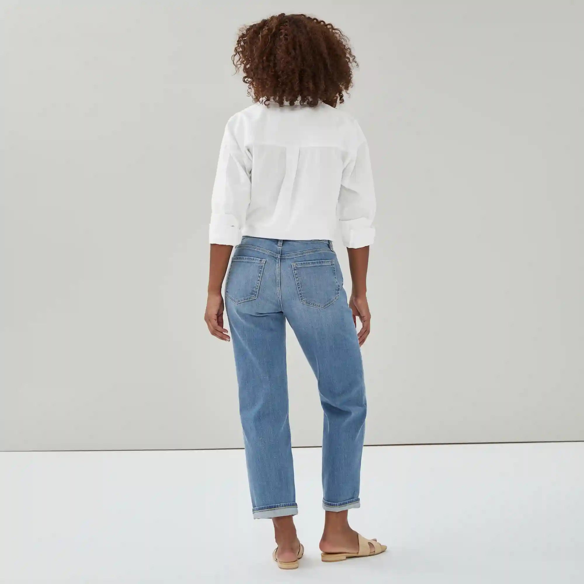 Relaxed Medium Wash Jean