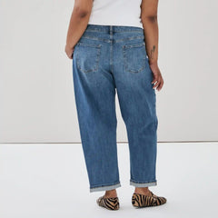 Women+ Mid Rise Relaxed Fit Jean