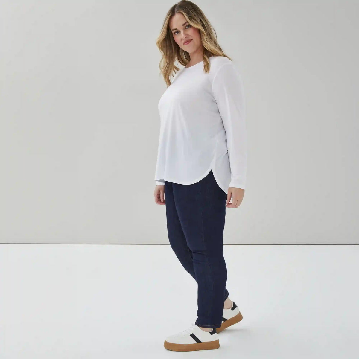 Women+ Relaxed Long Sleeve