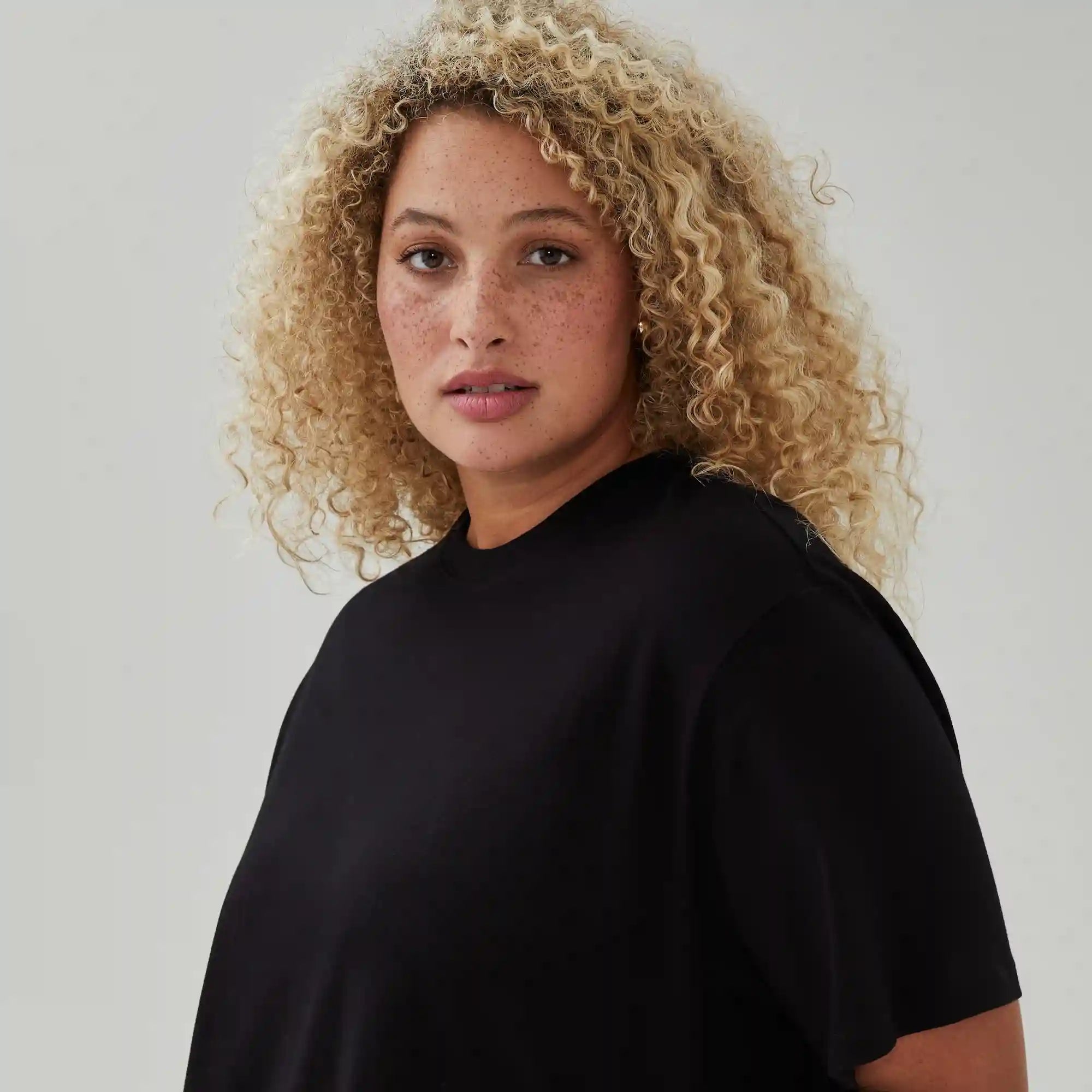 Women+ Premium Oversized T-Shirt