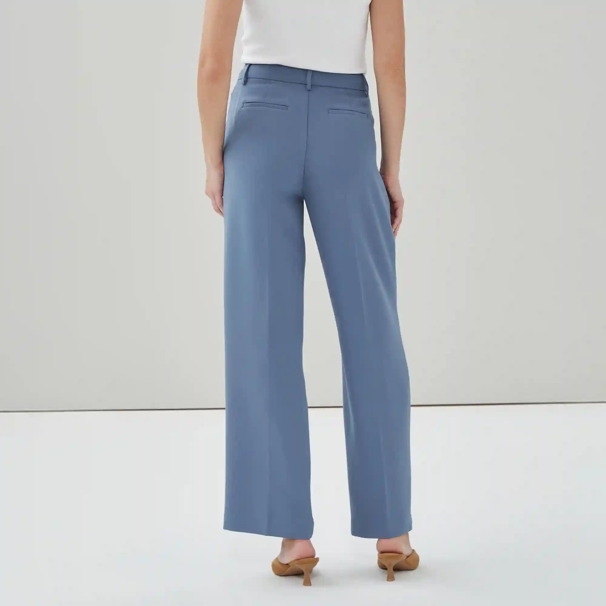 Wide Leg Pleated Trouser