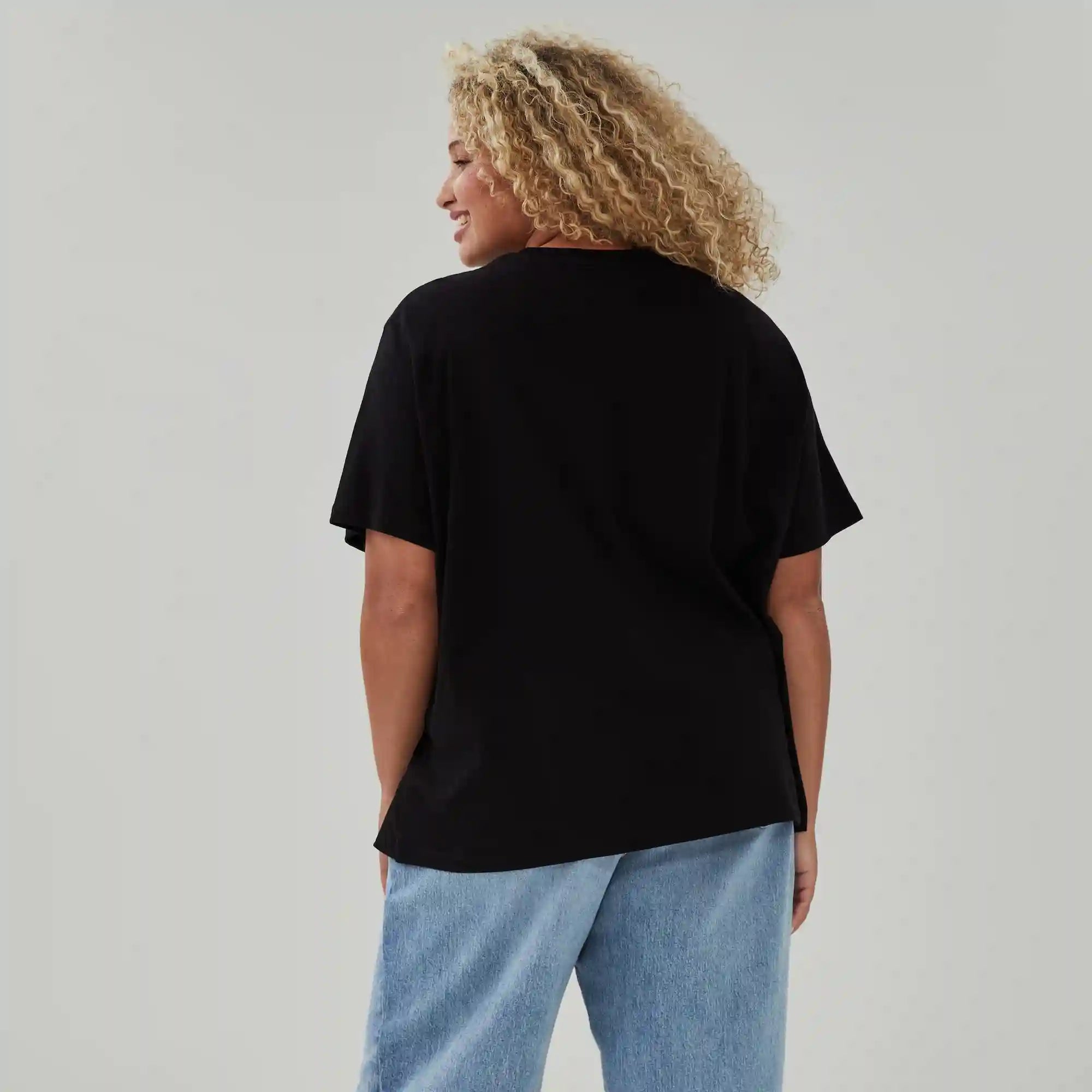 Women+ Premium Oversized T-Shirt