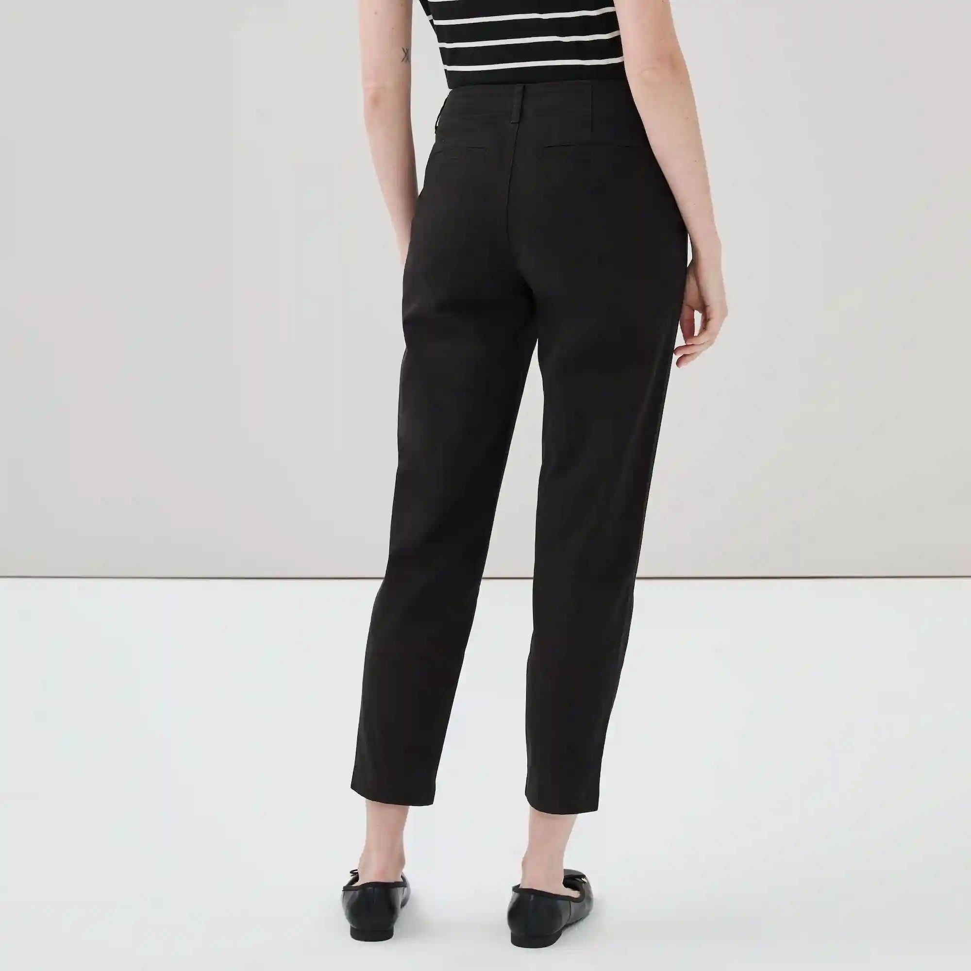 Slim Chino Pant