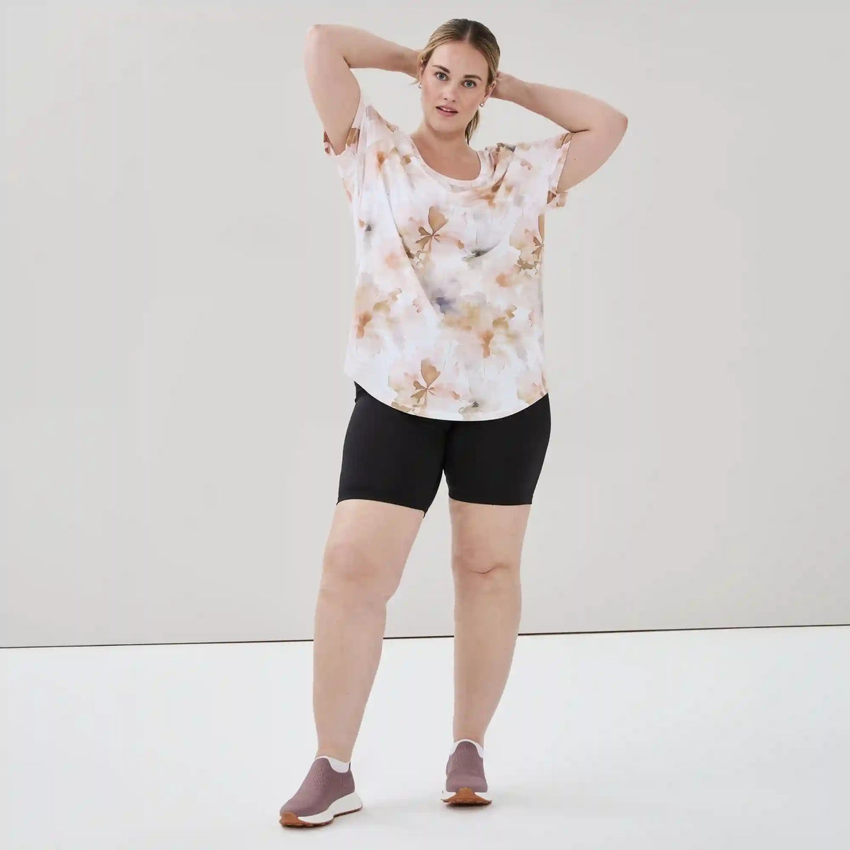 Women+ Active Printed Scoop Neck T-Shirt