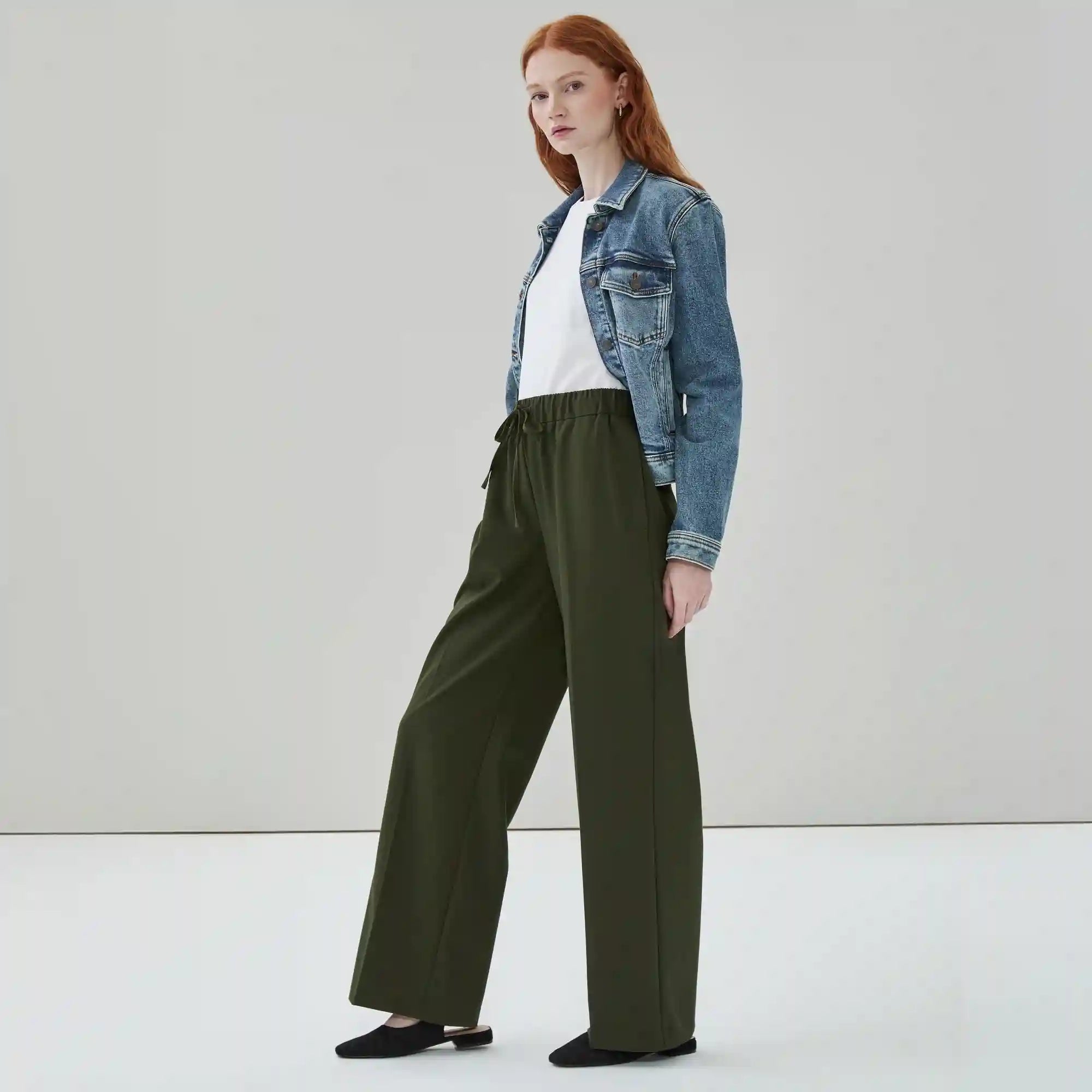 Wide Leg Pull-On Suit Pant