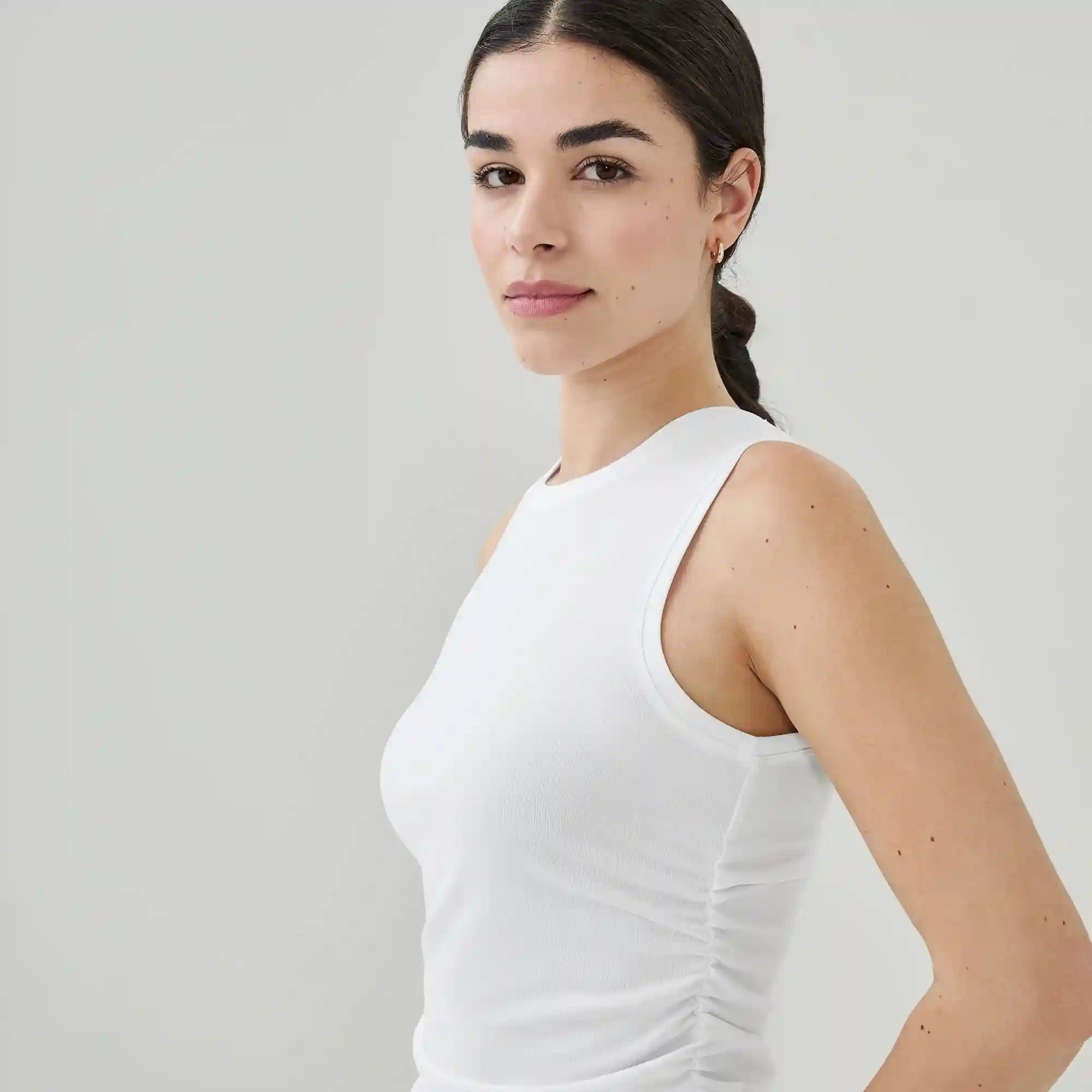 Essential Tank
