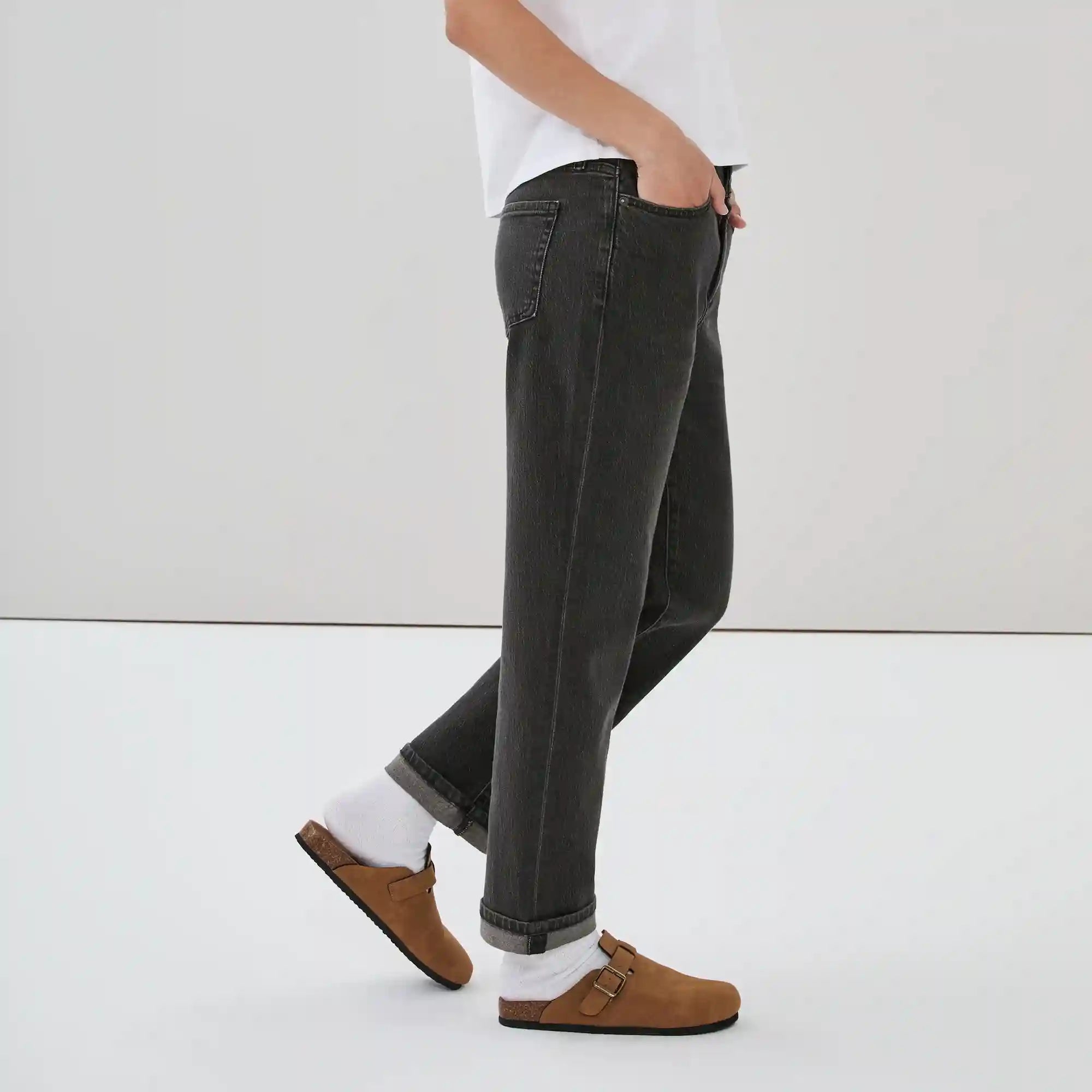 Black Wash Relaxed Fit Jean