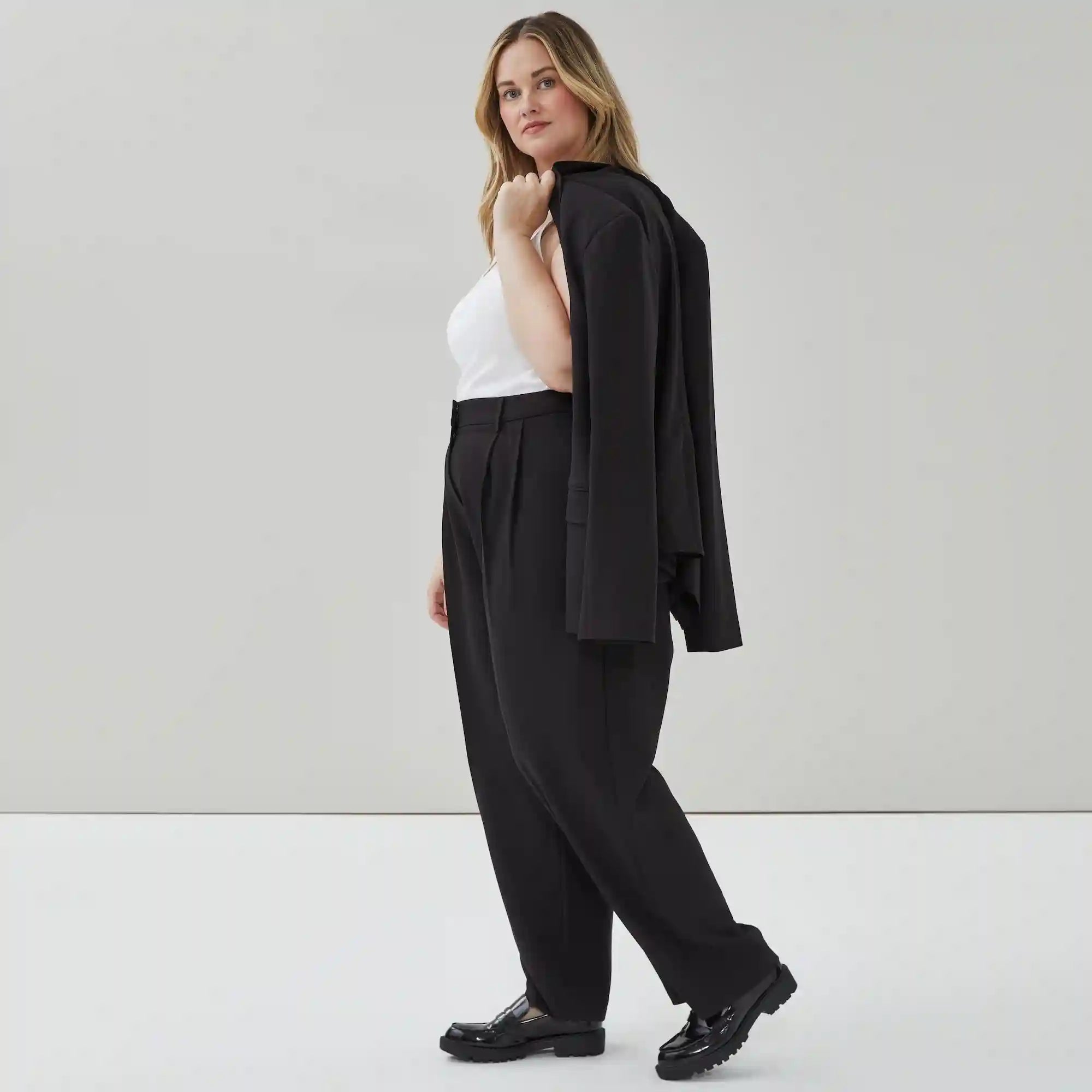Women+ Pleated Trouser