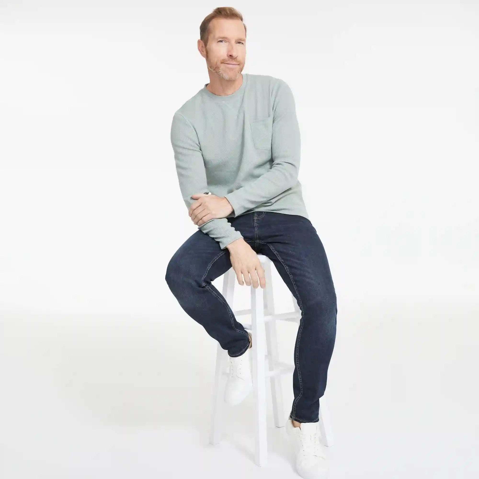 Men's Medium Wash Slim-Fit Jeans