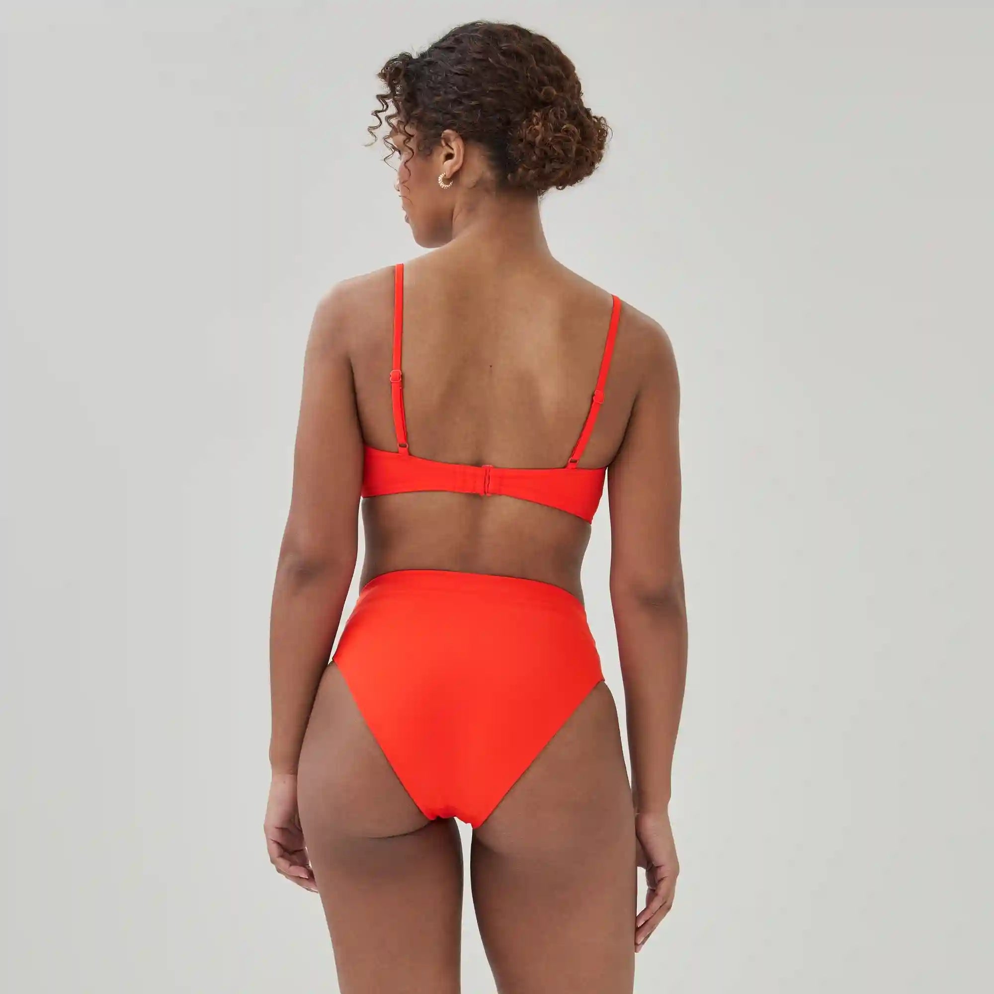 Twist Front Bikini Top