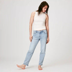 Mid Rise Relaxed Fit Jean