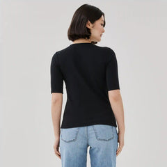 Ribbed Quarter Sleeve T-Shirt